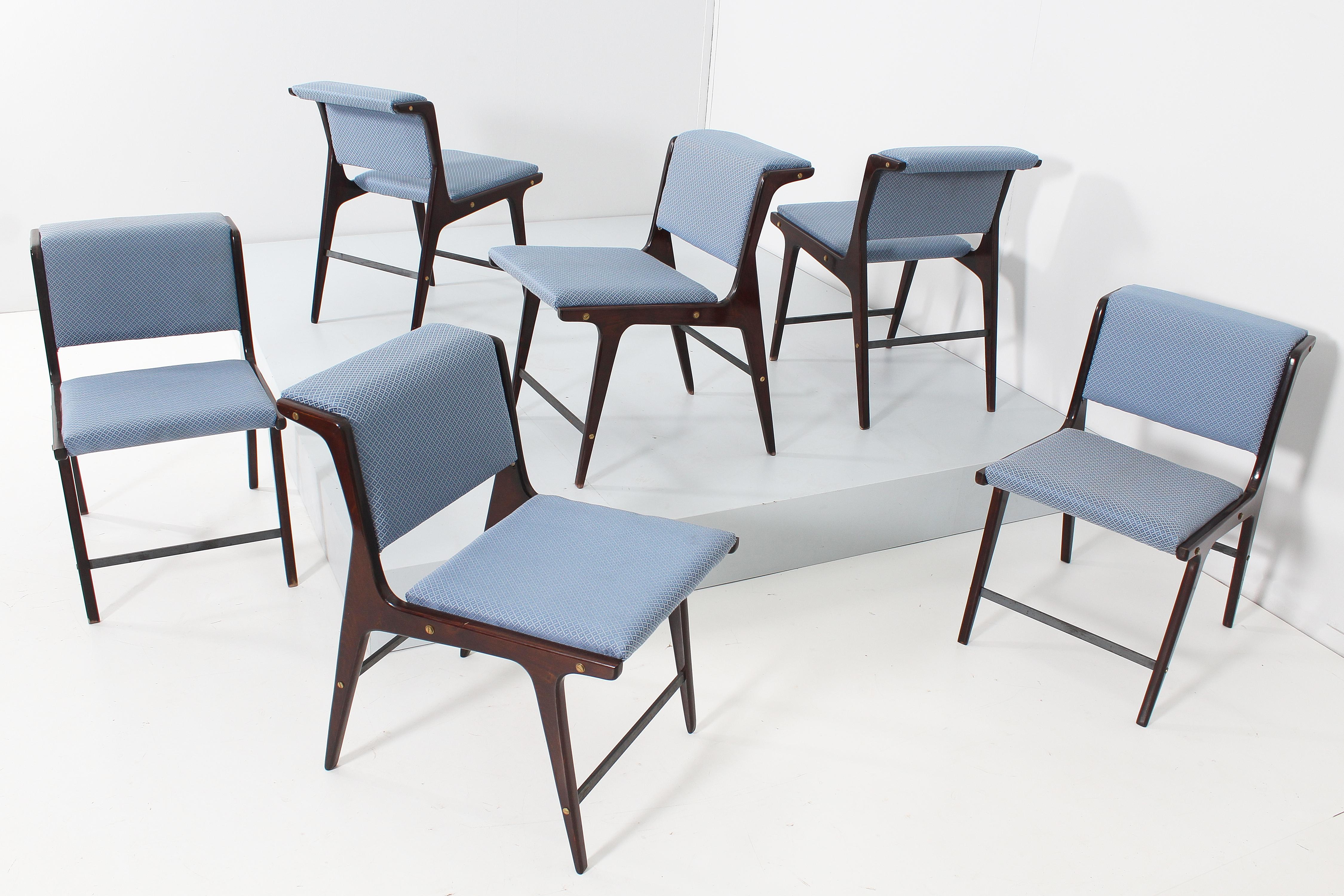 Mid-Century Modern Mid-Century Ezio Minotti Set of 6 Wood and Blue Fabric Chairs Italy 50s For Sale