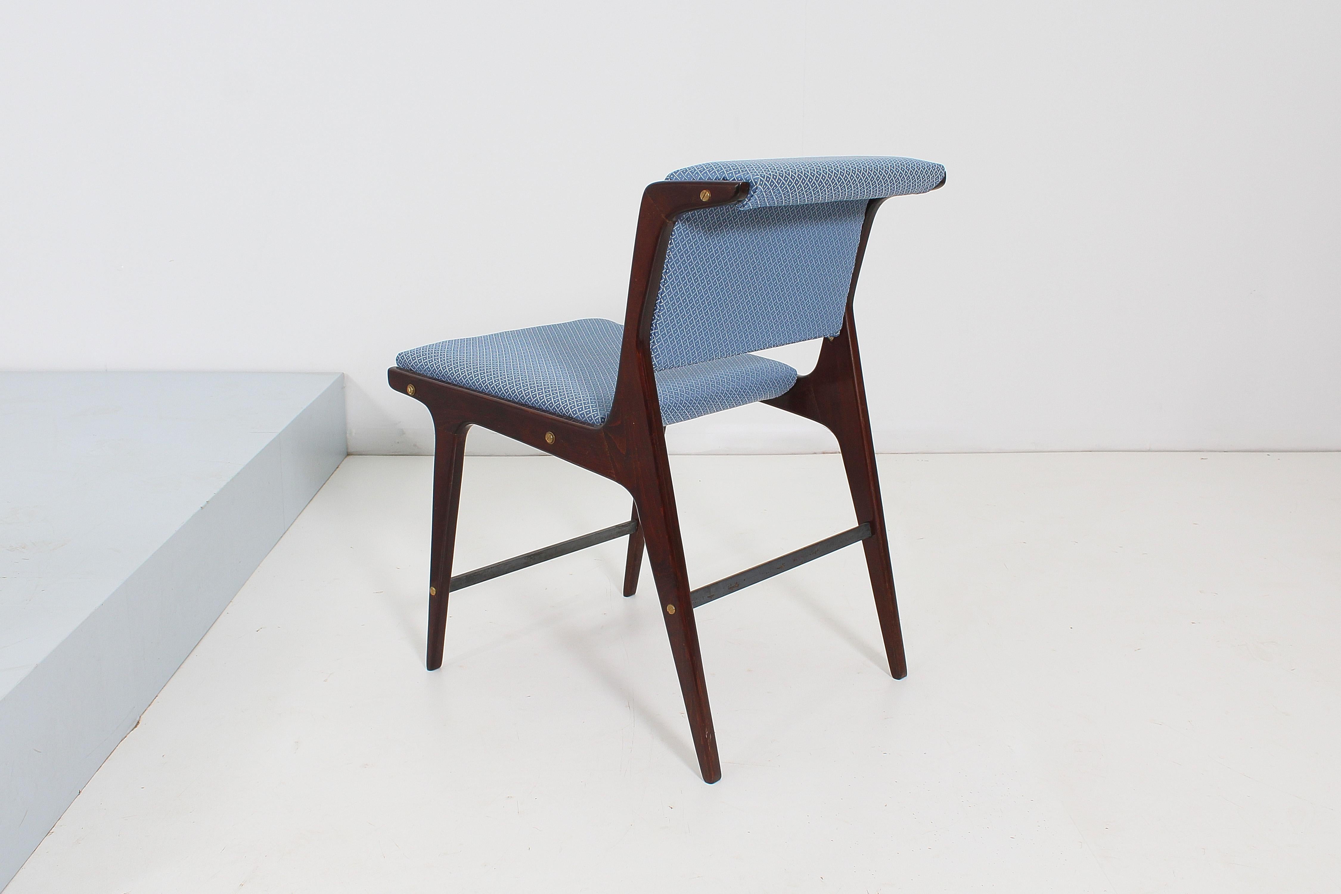 Mid-Century Ezio Minotti Set of 6 Wood and Blue Fabric Chairs Italy 50s For Sale 1
