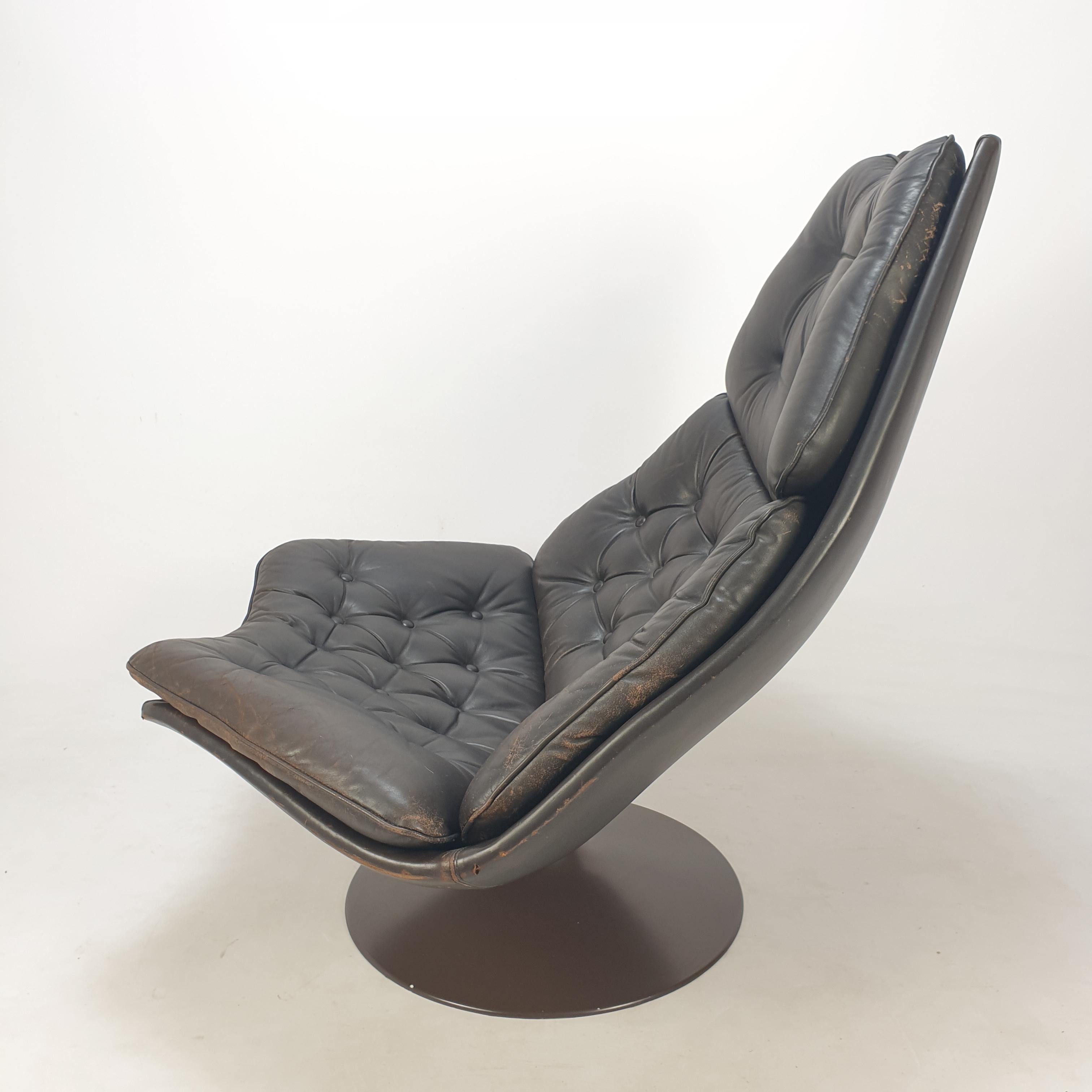 Leather Mid Century F588 Lounge Chair and Ottoman by Geoffrey Harcourt for Artifort, 60s For Sale