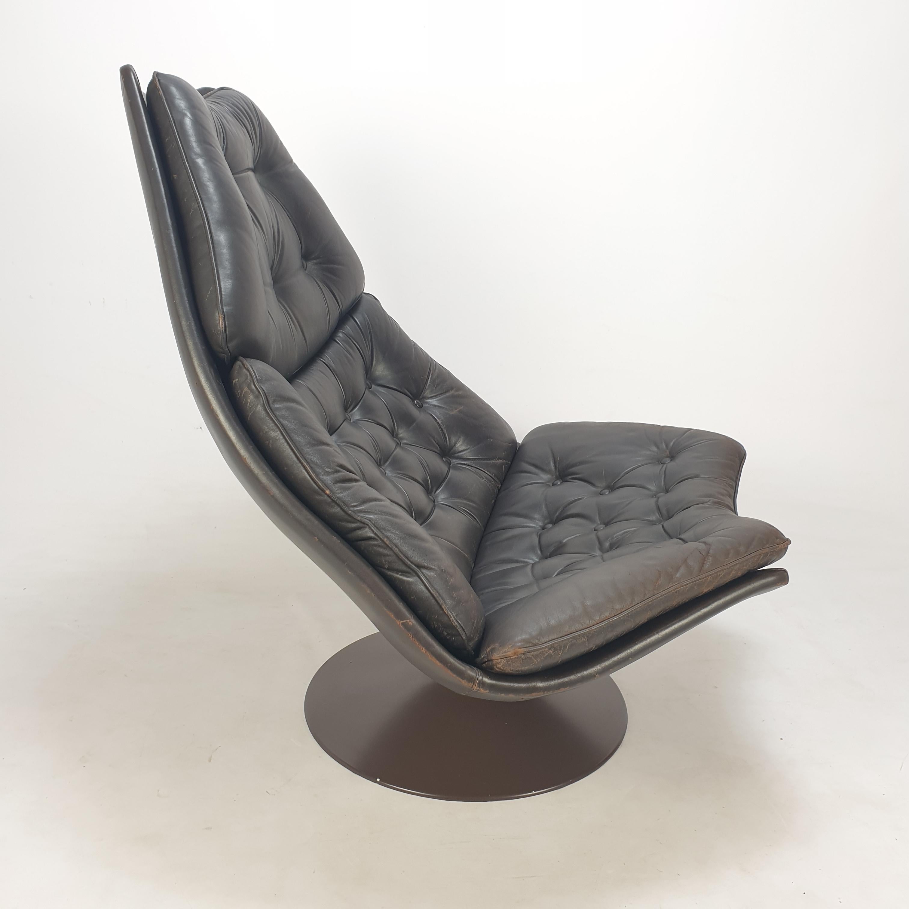 Mid Century F588 Lounge Chair and Ottoman by Geoffrey Harcourt for Artifort, 60s For Sale 1