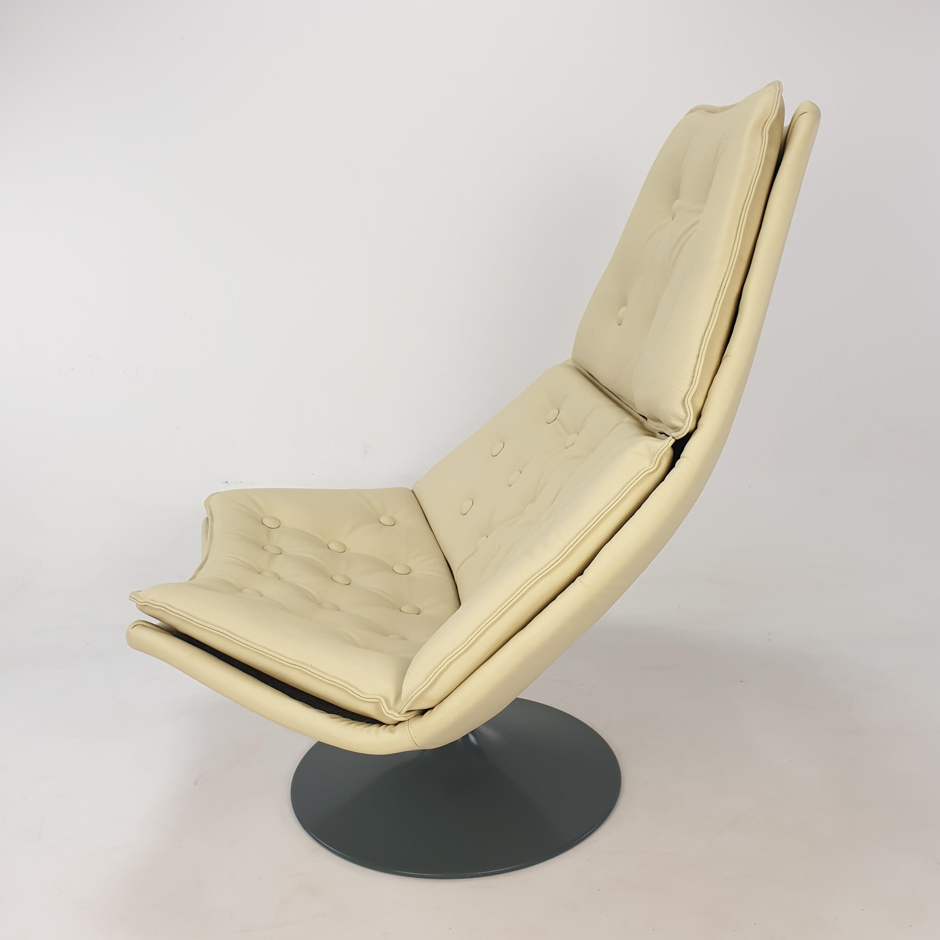 Dutch Mid Century F588 Lounge Chair by Geoffrey Harcourt for Artifort, 1960s For Sale