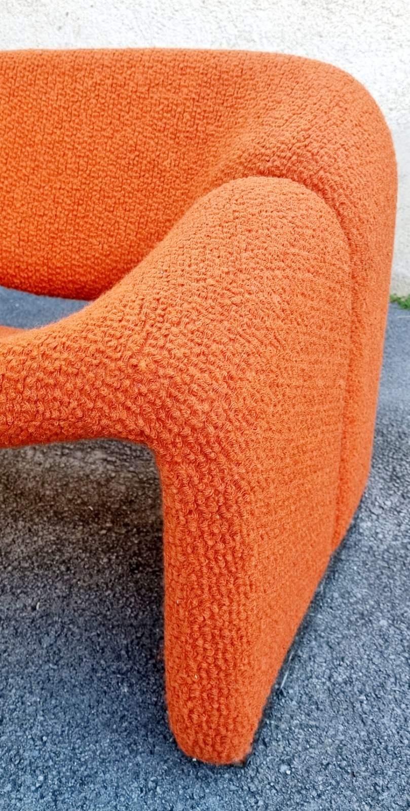 Sedia 'M' di metà secolo F598 Groovy Design di Pierre Paulin, anni '80 in vendita 8