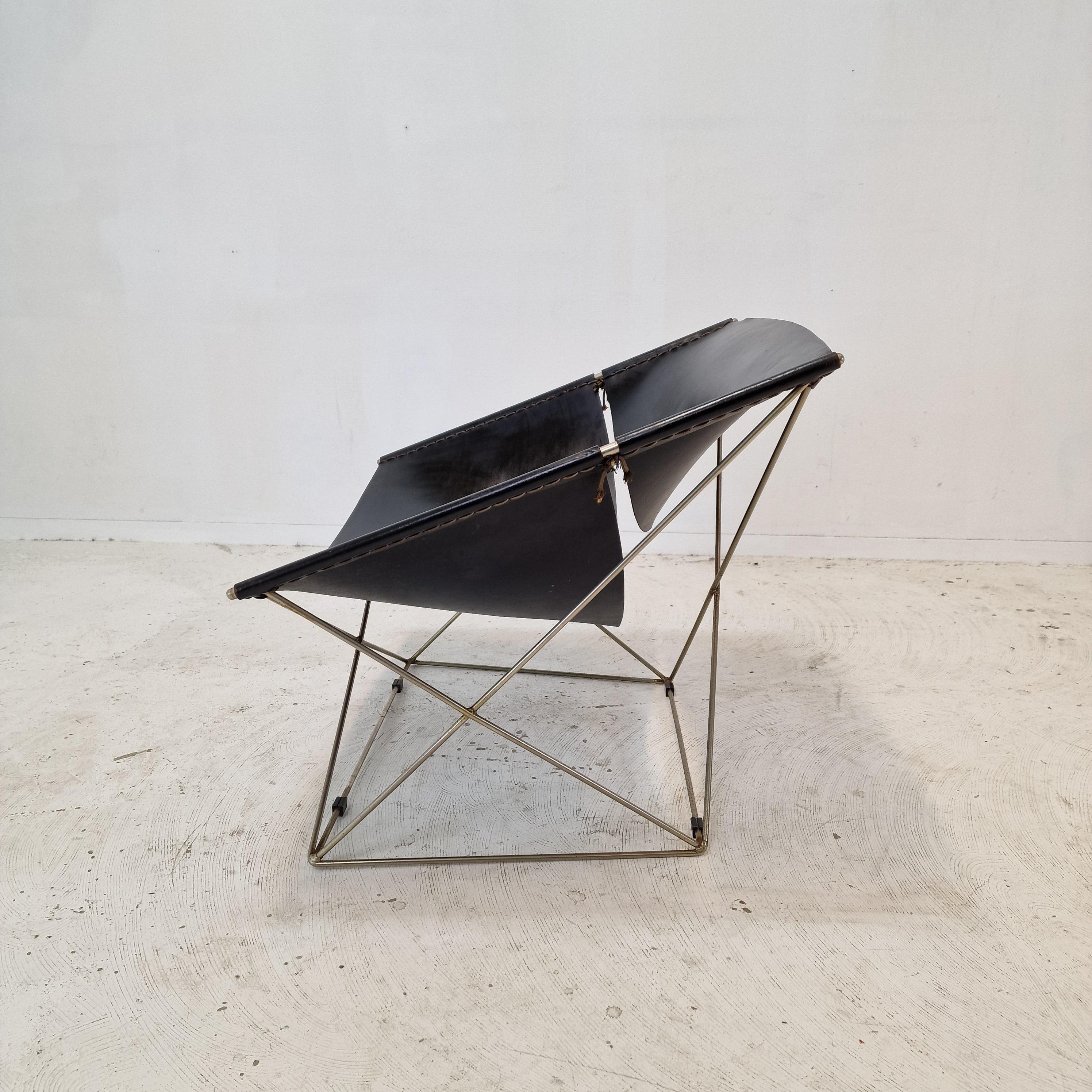 Mid Century F675 Butterfly Chair by Pierre Paulin for Artifort, 1960's For Sale 5