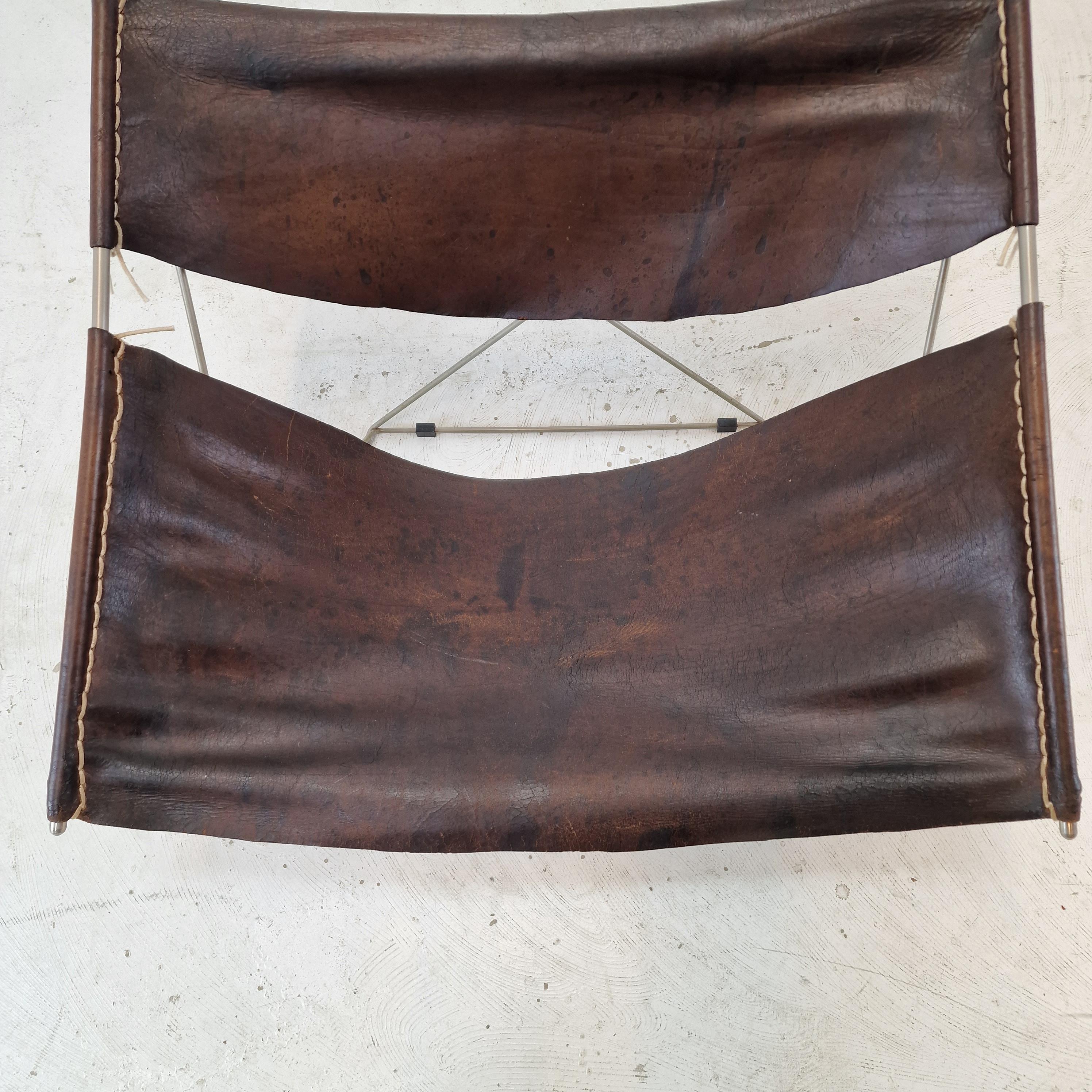 Mid Century F675 Butterfly Chair by Pierre Paulin for Artifort, 1960's For Sale 5