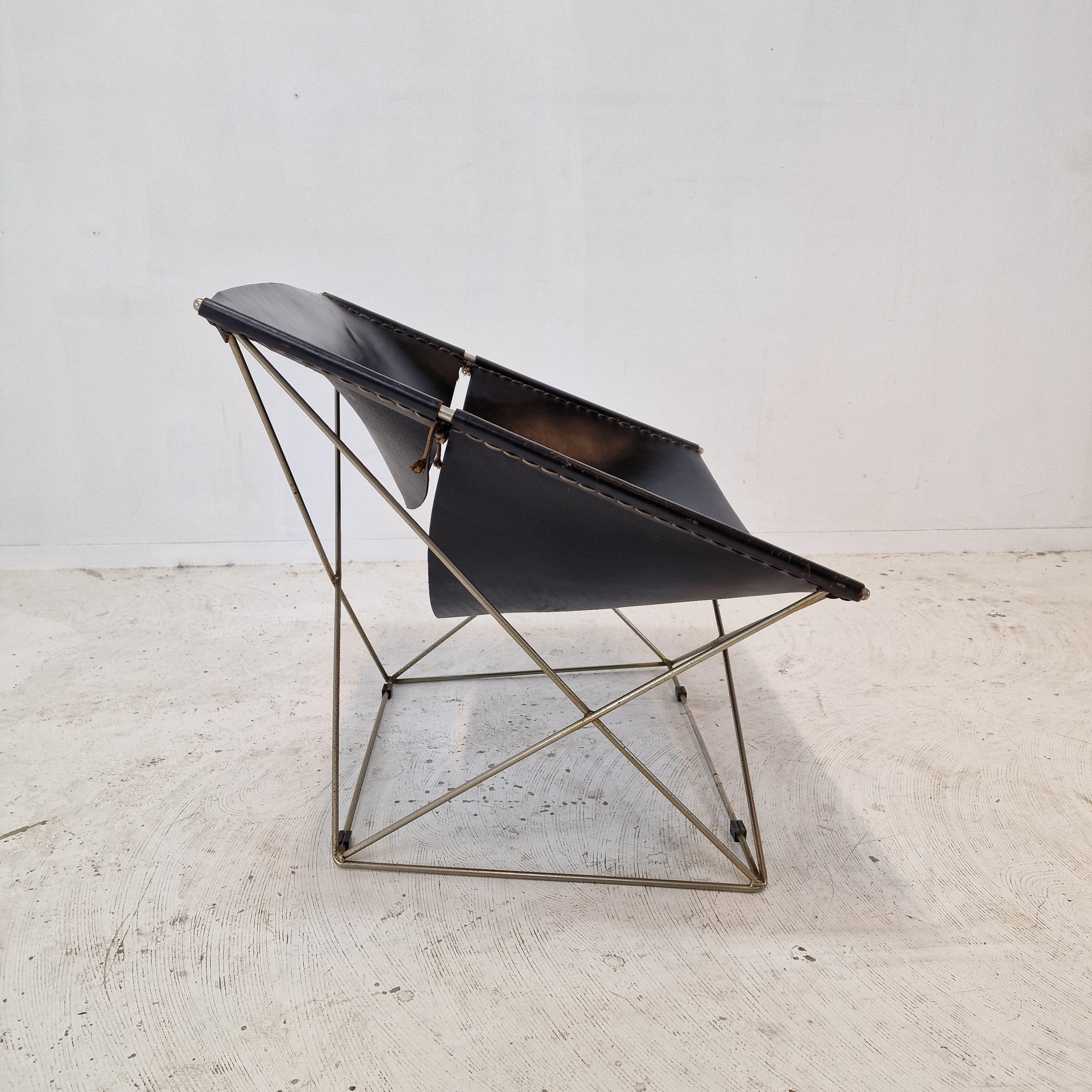 Mid Century F675 Butterfly Chair by Pierre Paulin for Artifort, 1960's For Sale 6