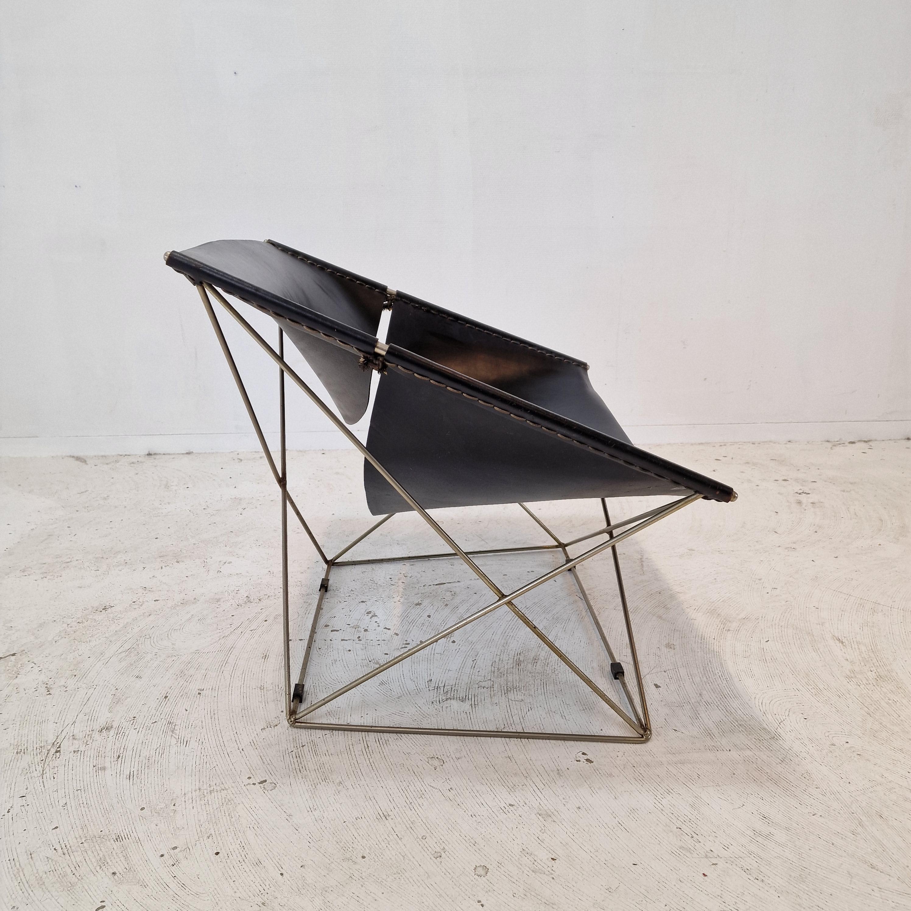 Mid Century F675 Butterfly Chair by Pierre Paulin for Artifort, 1960's For Sale 12