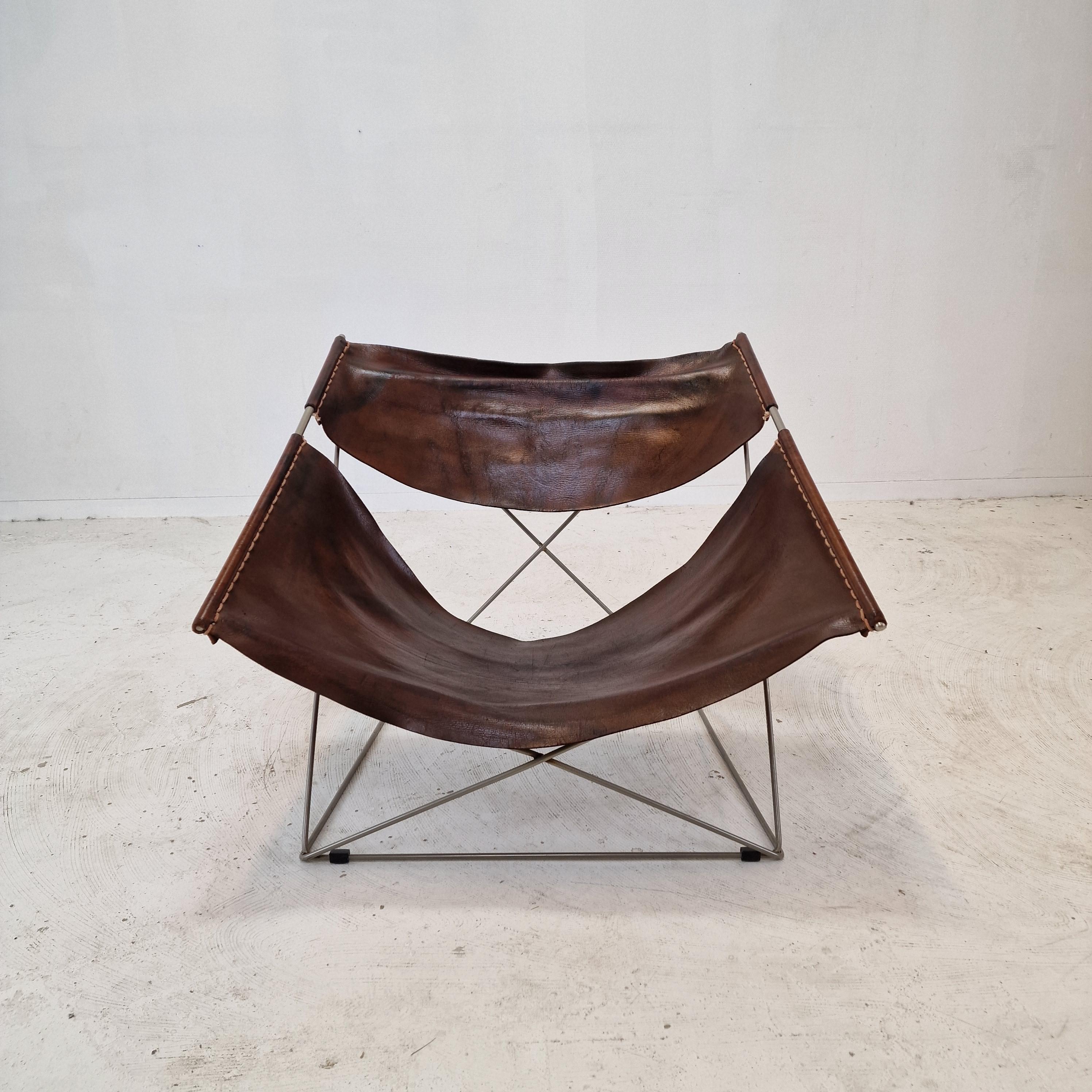 Mid Century F675 Butterfly Chair by Pierre Paulin for Artifort, 1960s In Good Condition For Sale In Oud Beijerland, NL