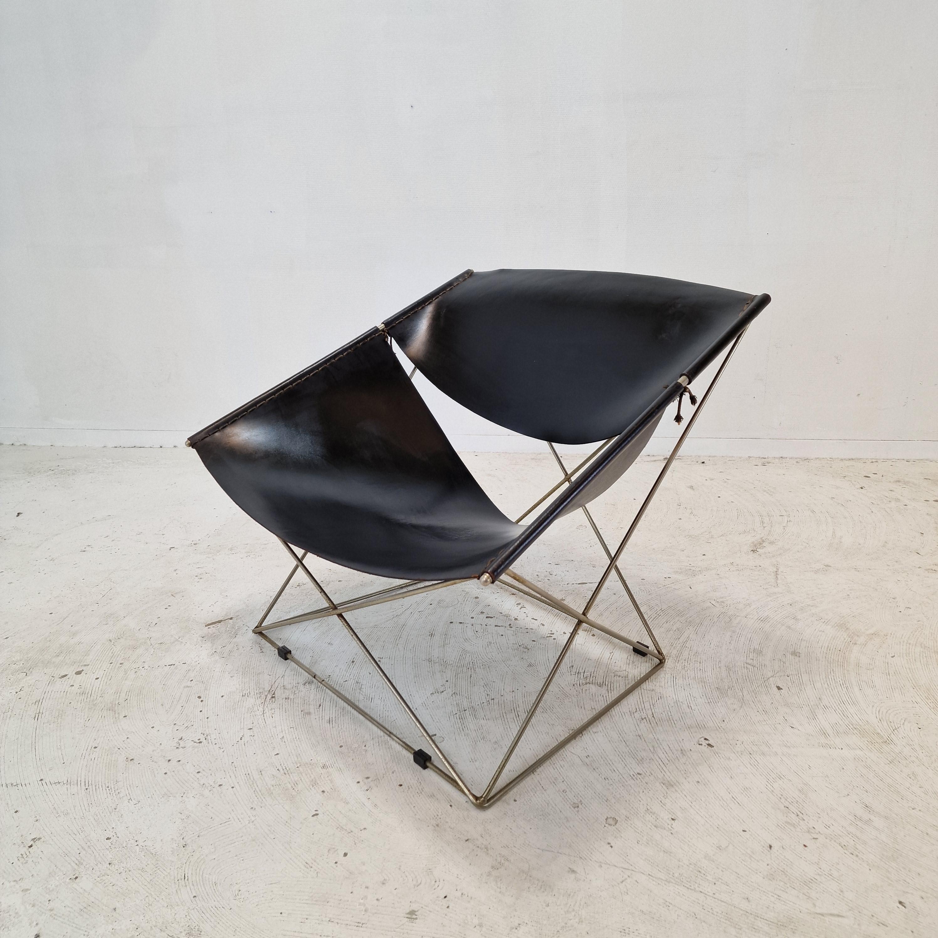 Mid Century F675 Butterfly Chair by Pierre Paulin for Artifort, 1960's For Sale 2