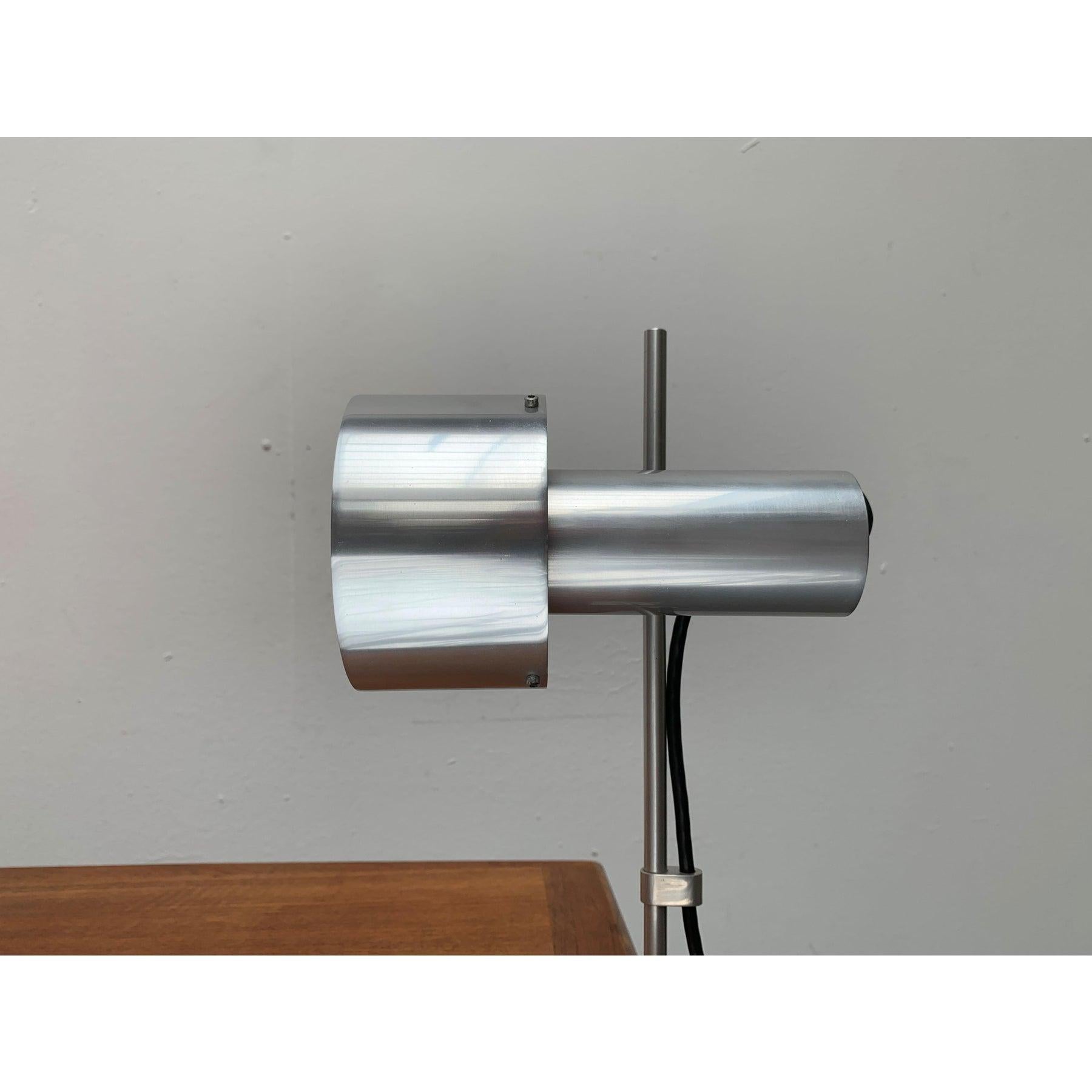 20ième siècle Lampe de bureau FA2 du milieu du siècle dernier par Peter Nelson, Angleterre, années 1960 en vente