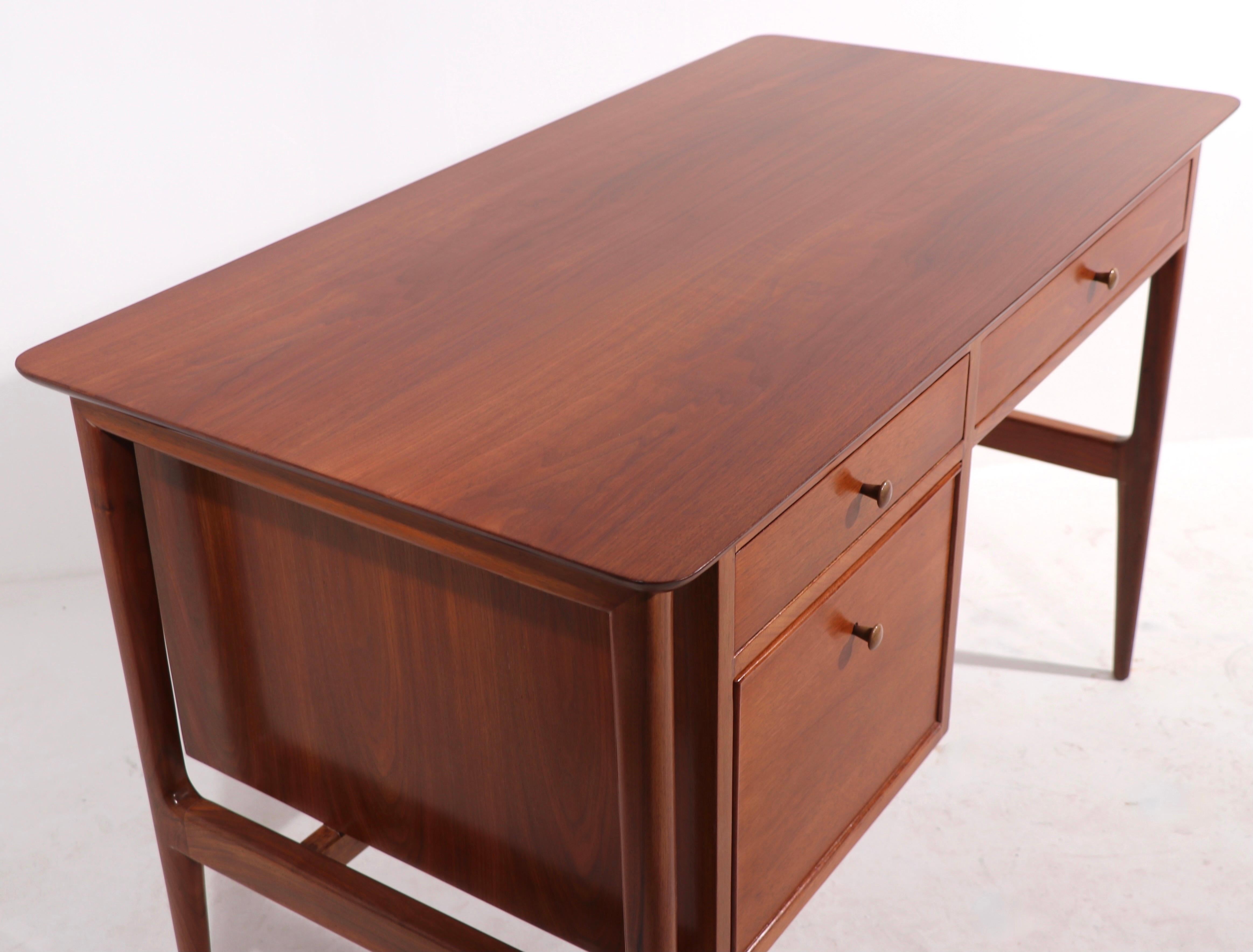Mid Century Facade Desk by John Stuart 3