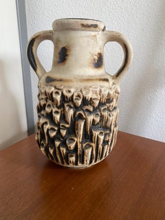 Moderne Fat Lava-Vase von Carstens Keramik aus der Mitte des Jahrhunderts