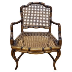 Fauteuil mi-siècle en faux bambou avec dossier et assise en paille
