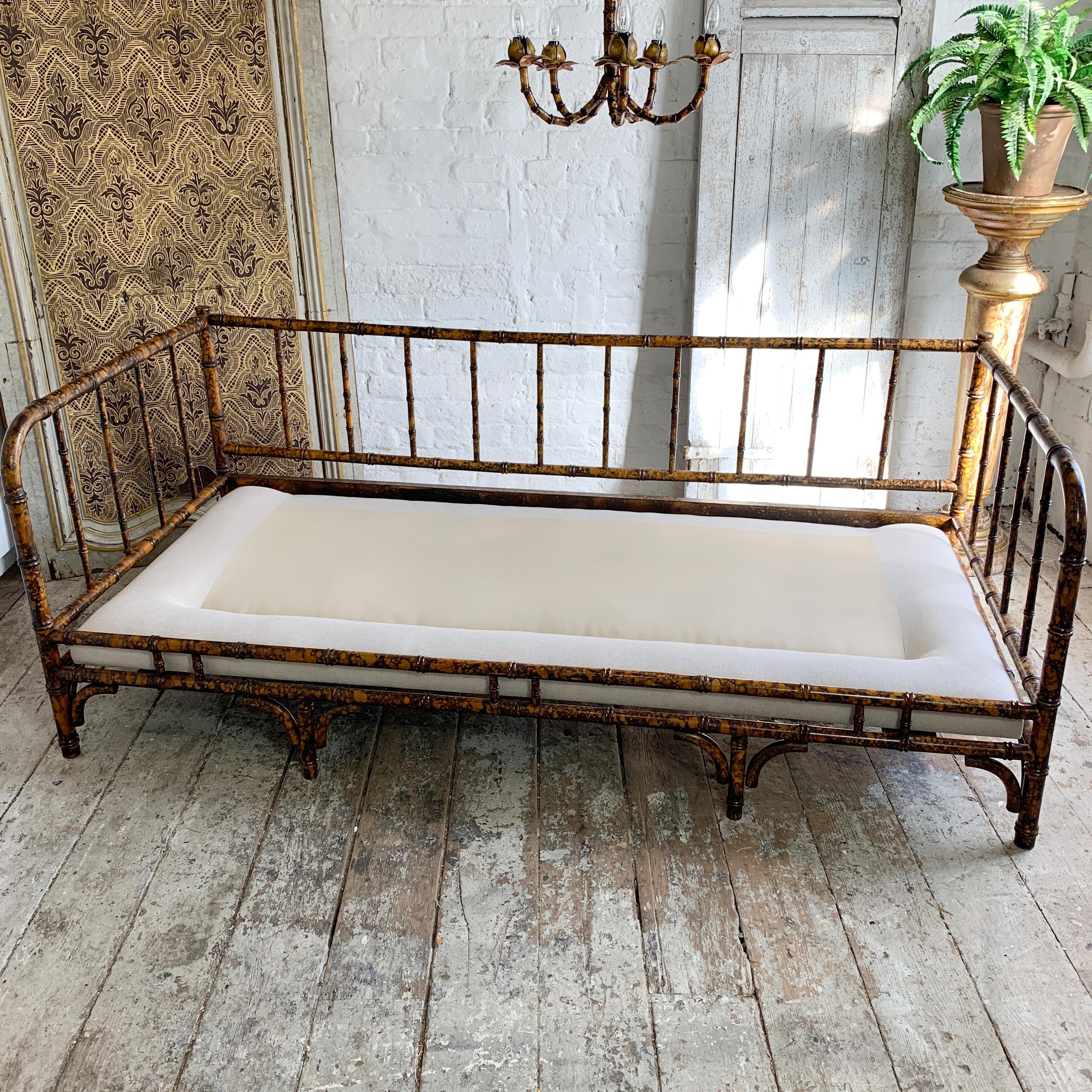 Mid Century Faux Bamboo Daybed, 'Acanto' Spain 3