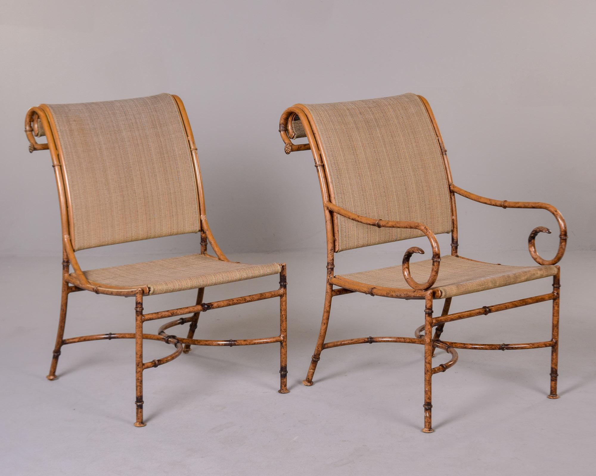 Table mi-siècle en faux bambou, métal et verre avec huit chaises en vente 6