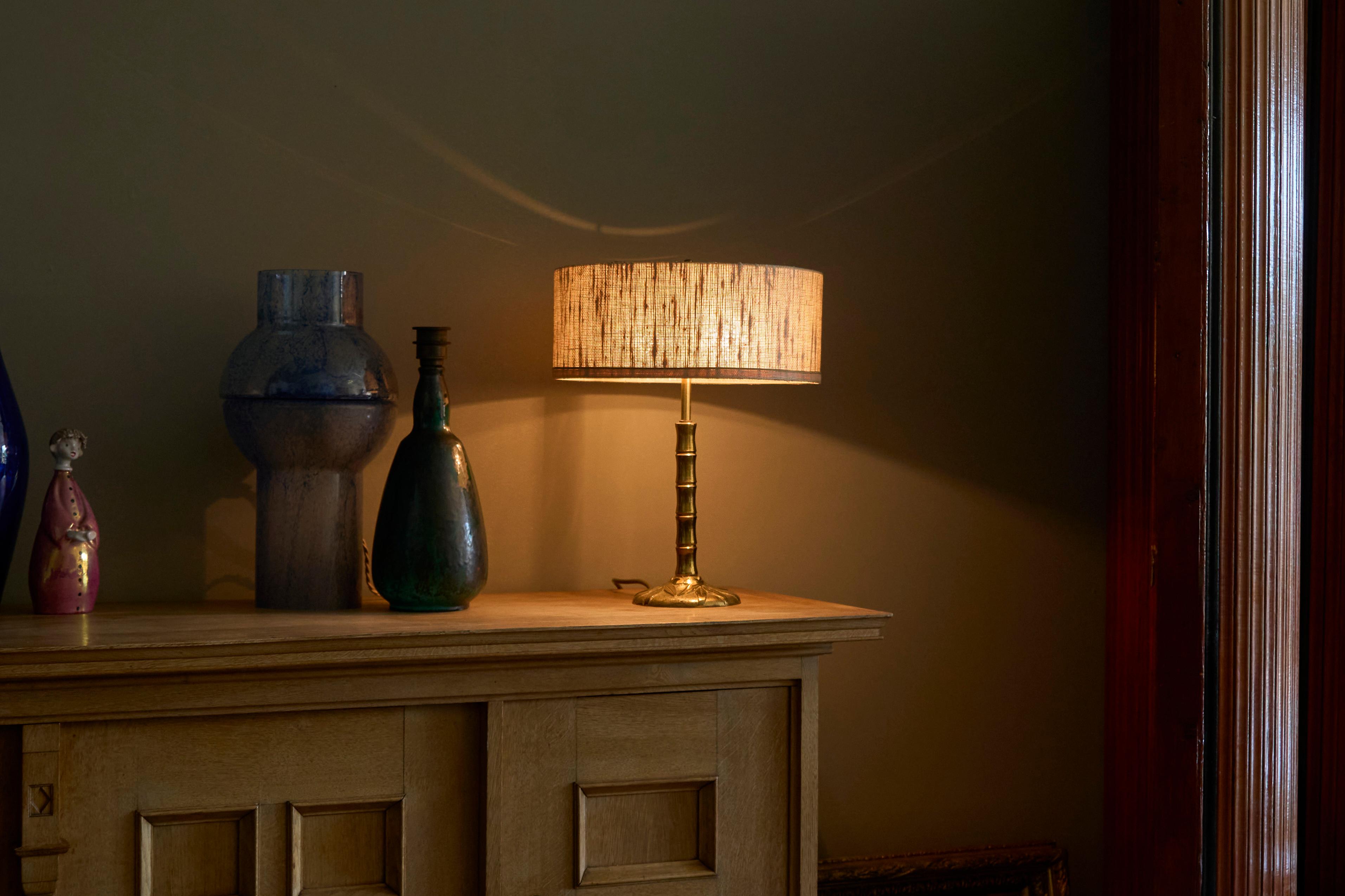 Hand-Crafted Mid Century 'Faux Bamboo' Table Lamp in Sand Cast Brass 1960s For Sale