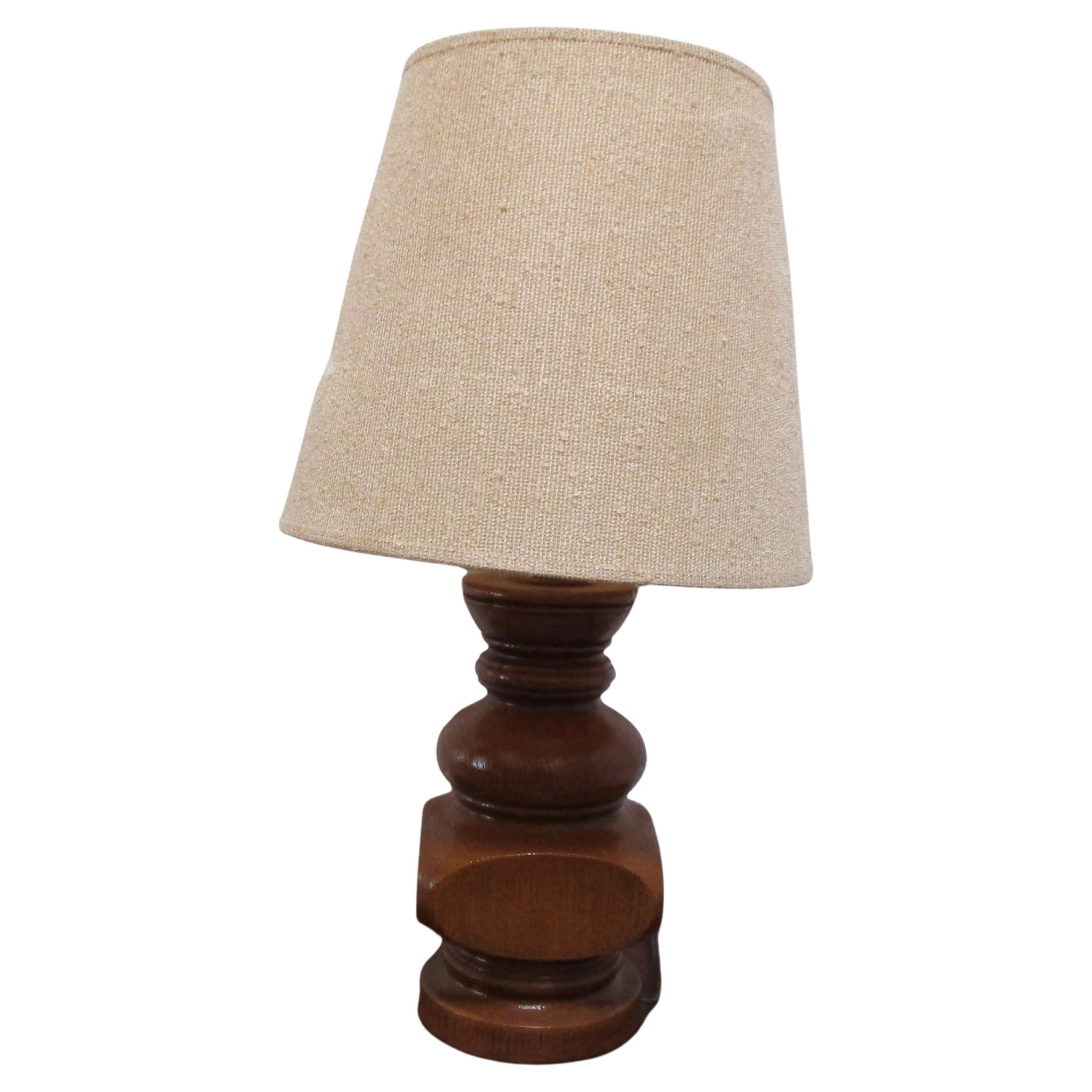 Lampada da tavolo a blocco di legno in ceramica Faux Boi di metà secolo, tornita