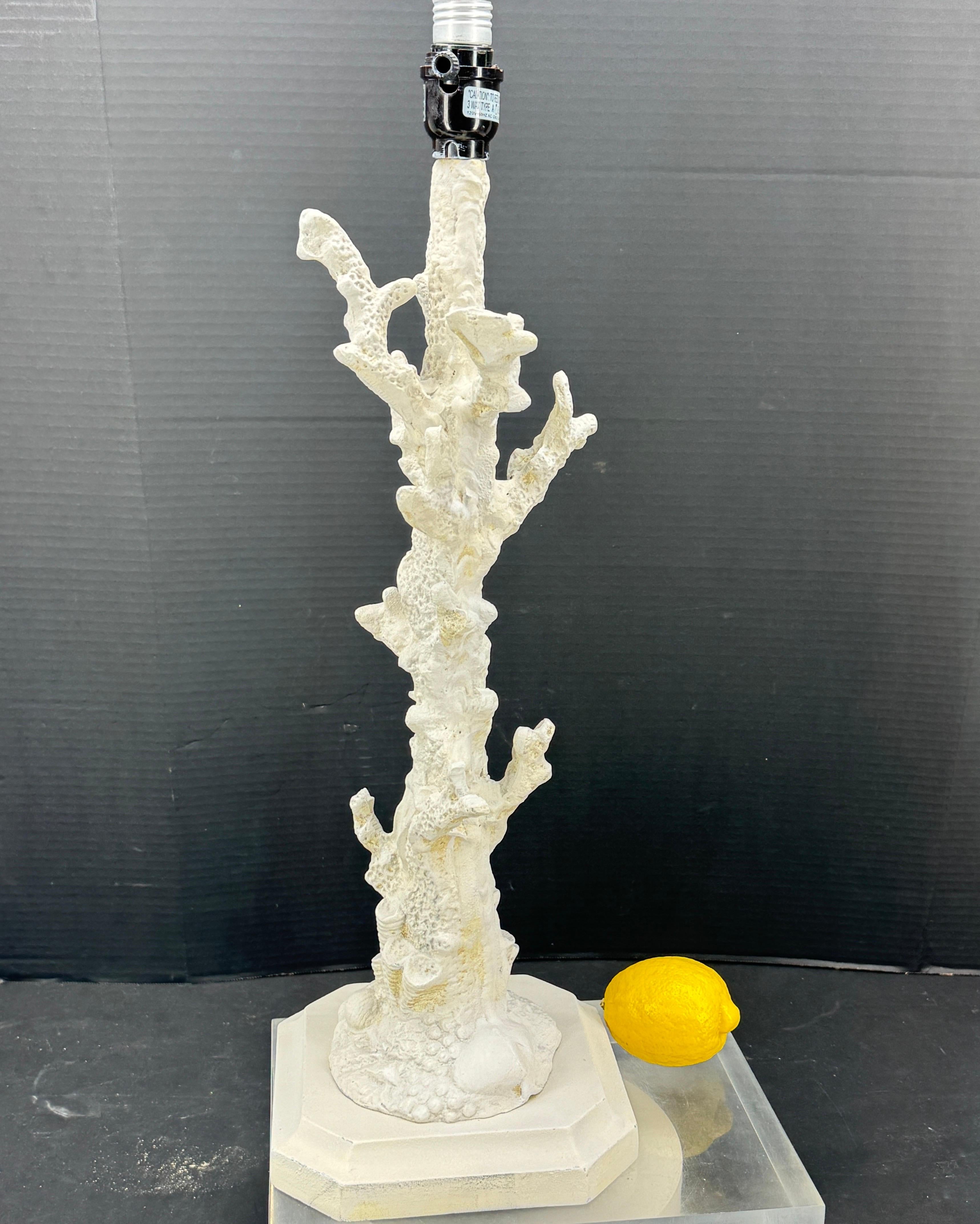 Impressive Faux Bois Table Lamp inspired by the natural growth patterns of trees. This painted light French Gray lamp has a natural flat finish that lets the textured surface and organic structure stand out. This table lamp offers an elegant, earthy