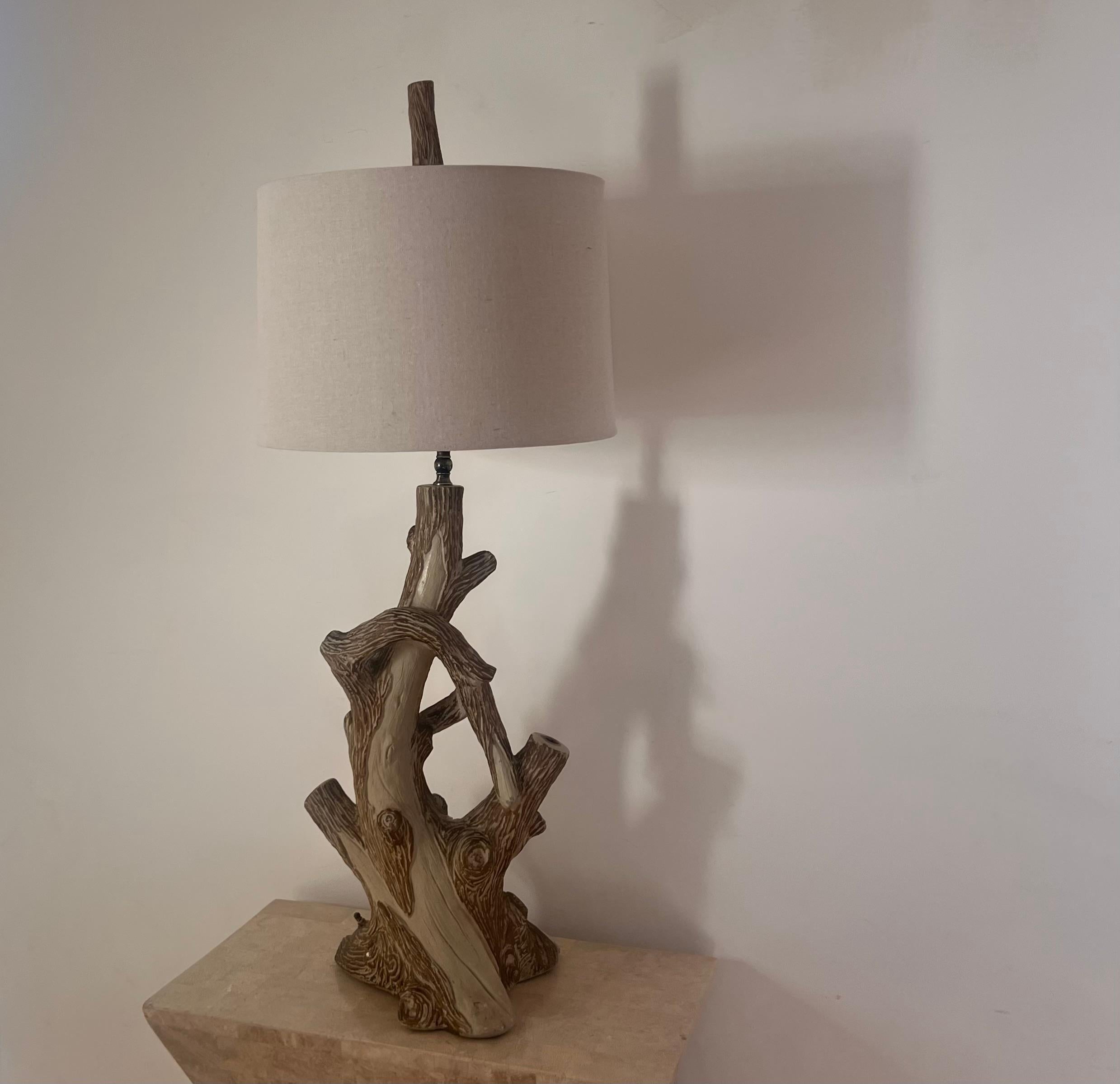 Mid century faux bois table lamp, circa early 1960s.  In Good Condition For Sale In View Park, CA