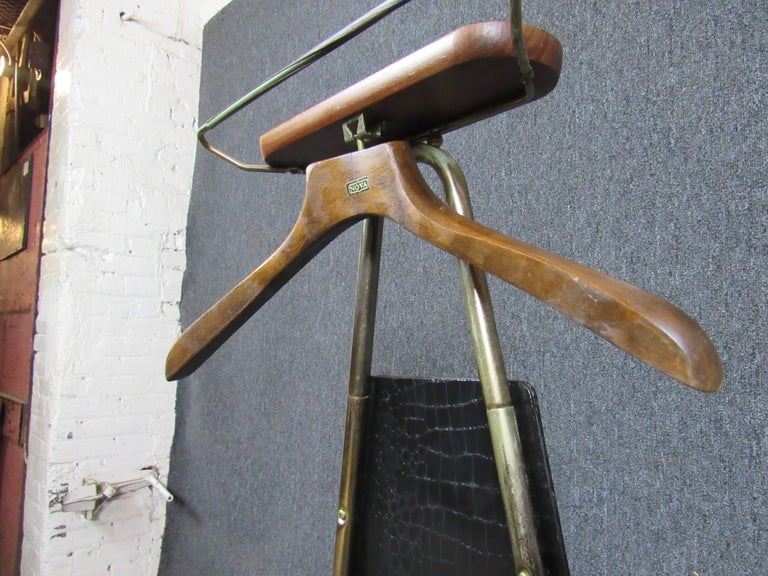 MidCentury Faux Crocodile Valet Chair by Nova For Sale at 1stDibs