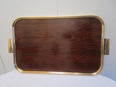 Vassoio da portata in ottone con maniglie Architectural Brass in finto palissandro di metà secolo