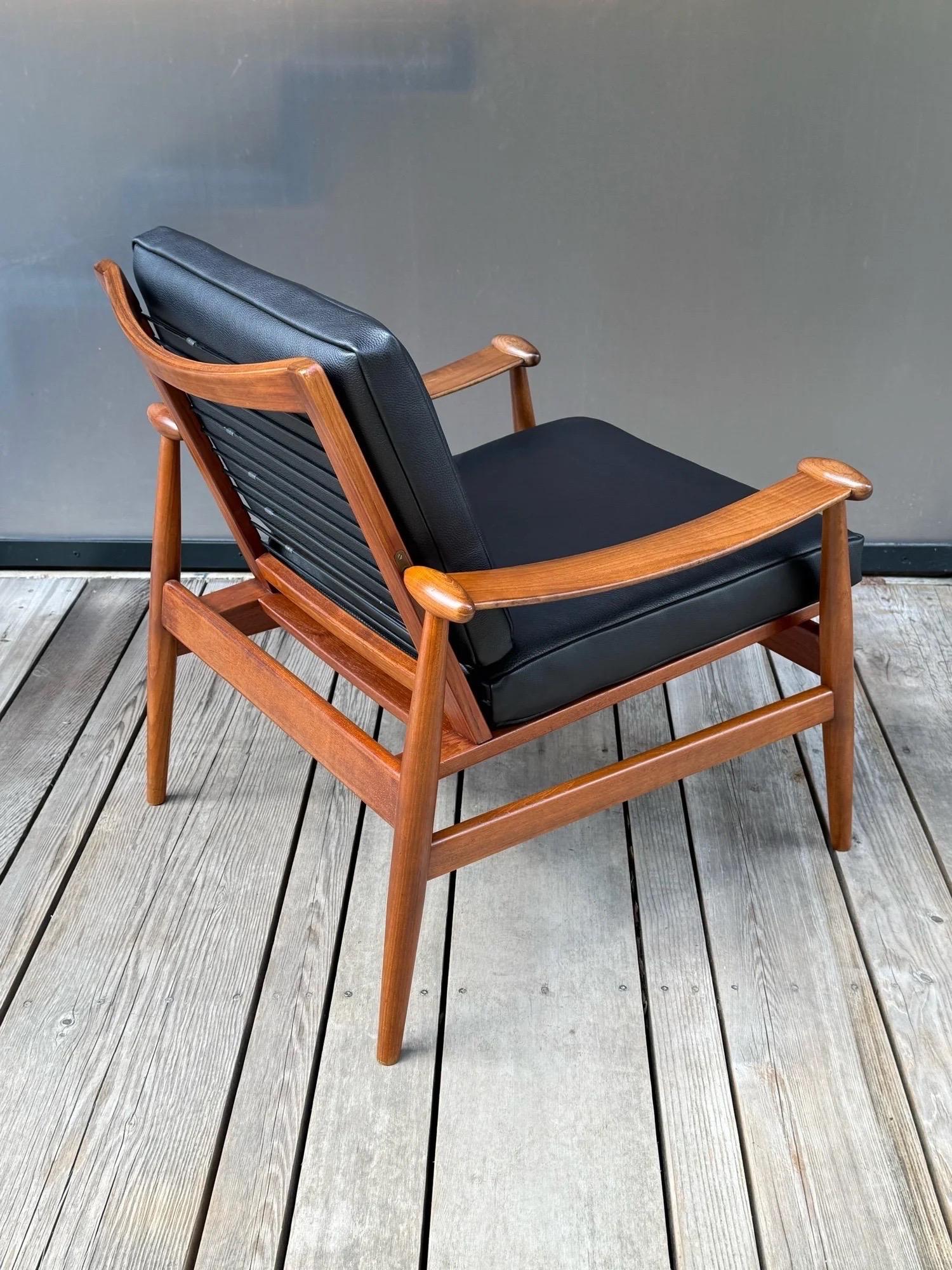 Mid-Century FD 133 ‘Spade’ Lounge by Finn Juhl for France & Daverkosen For Sale 3