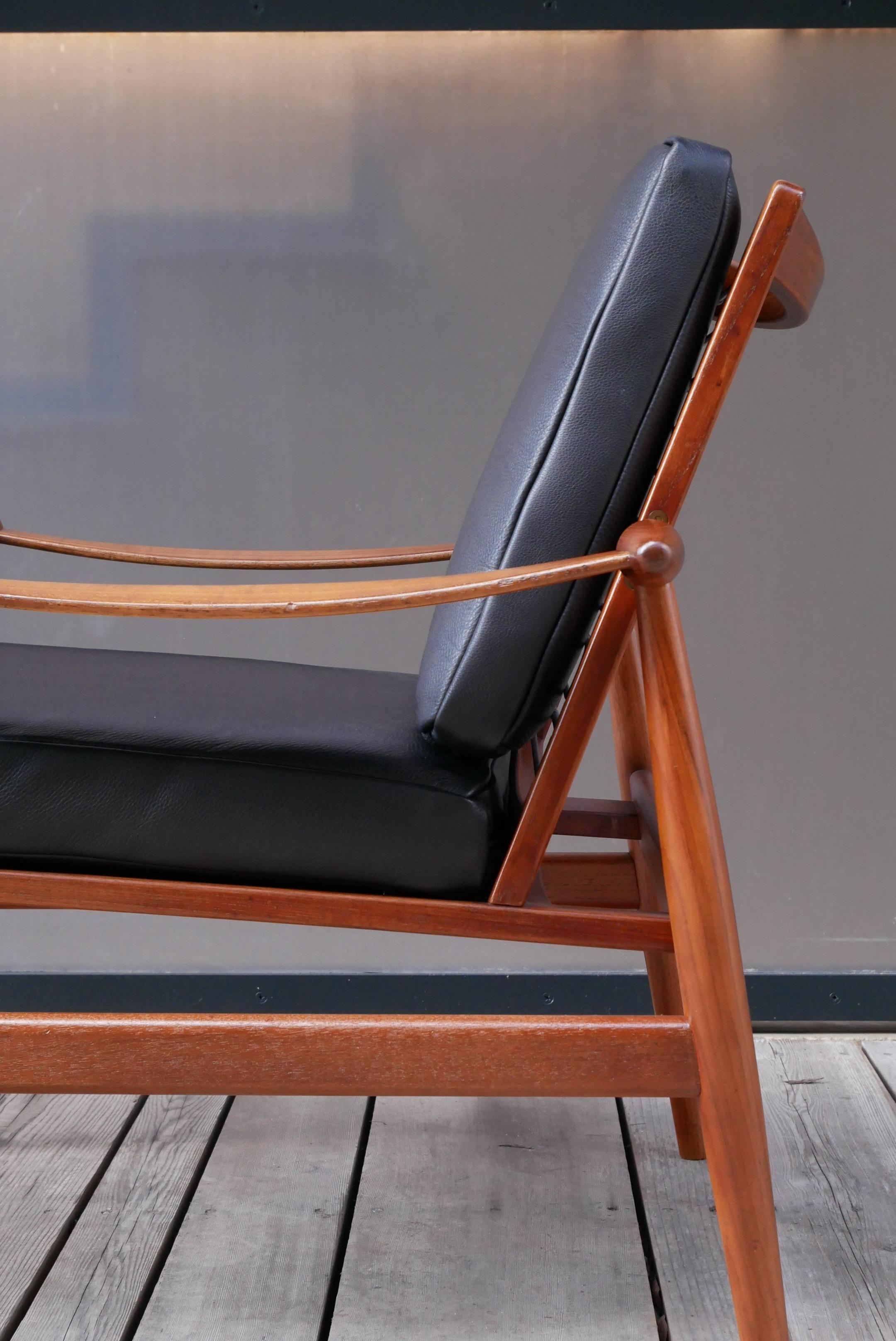 Mid-Century FD 133 ‘Spade’ Lounge by Finn Juhl for France & Daverkosen For Sale 5
