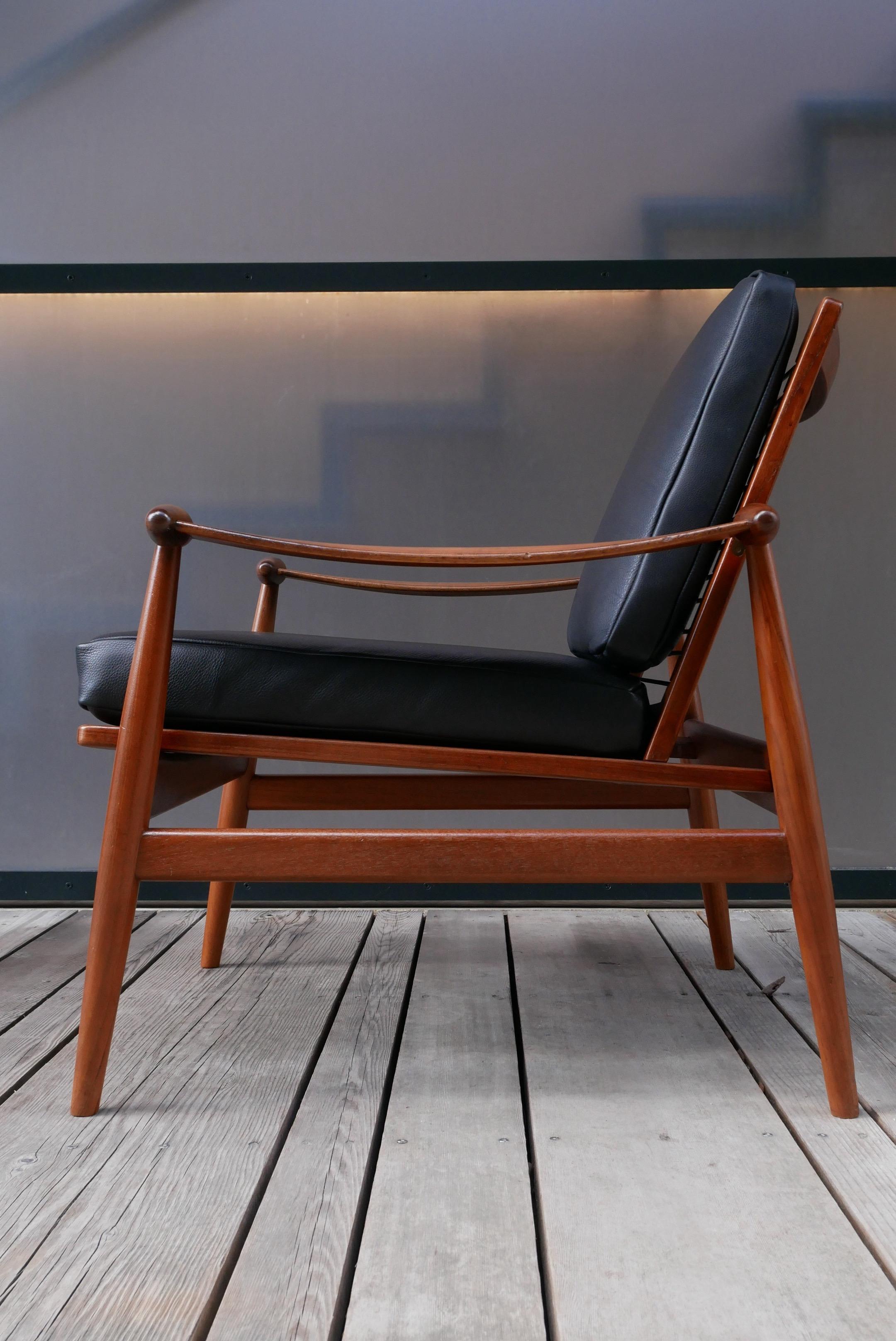 Mid-Century FD 133 ‘Spade’ Lounge by Finn Juhl for France & Daverkosen For Sale 6