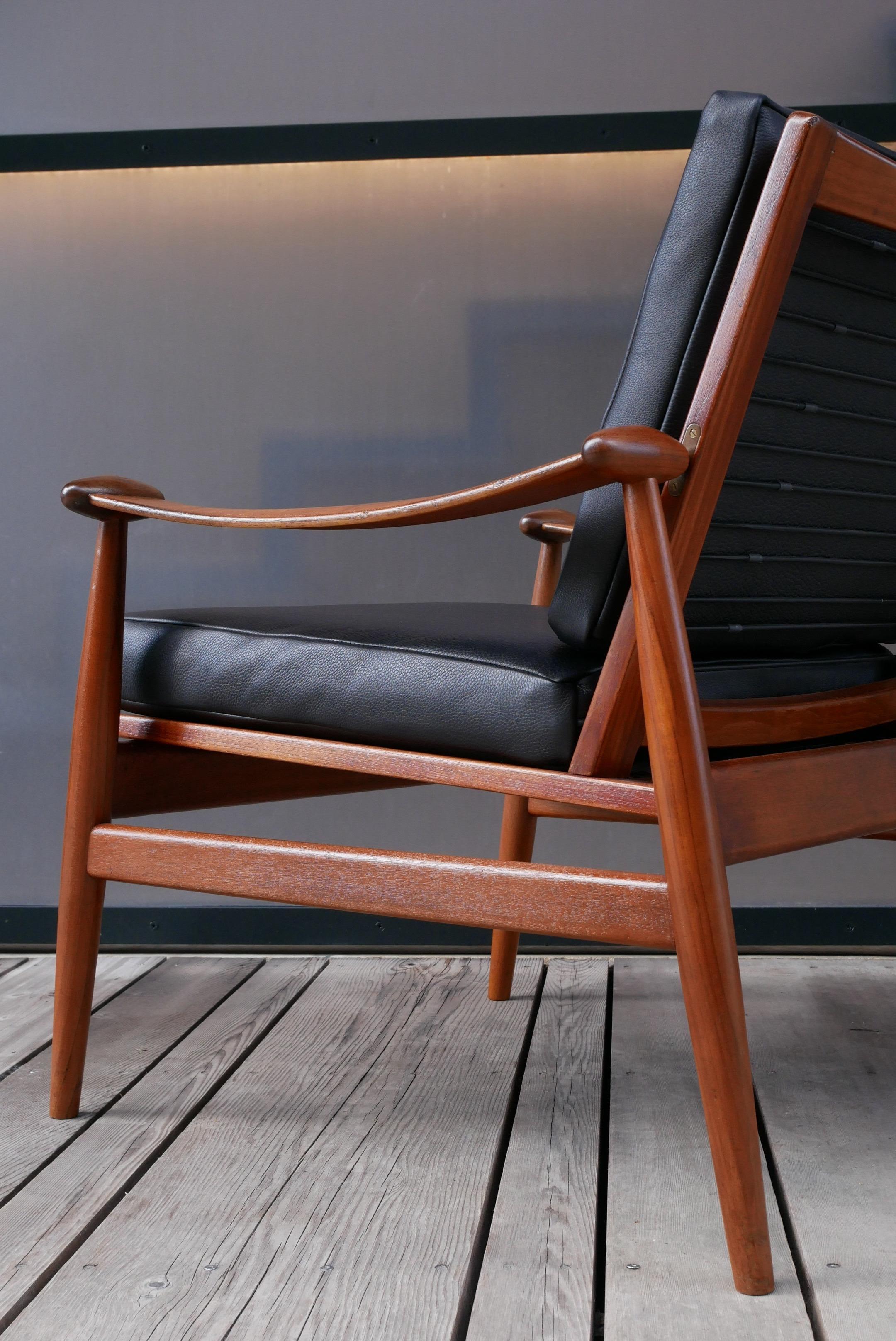 Mid-Century FD 133 ‘Spade’ Lounge by Finn Juhl for France & Daverkosen For Sale 8