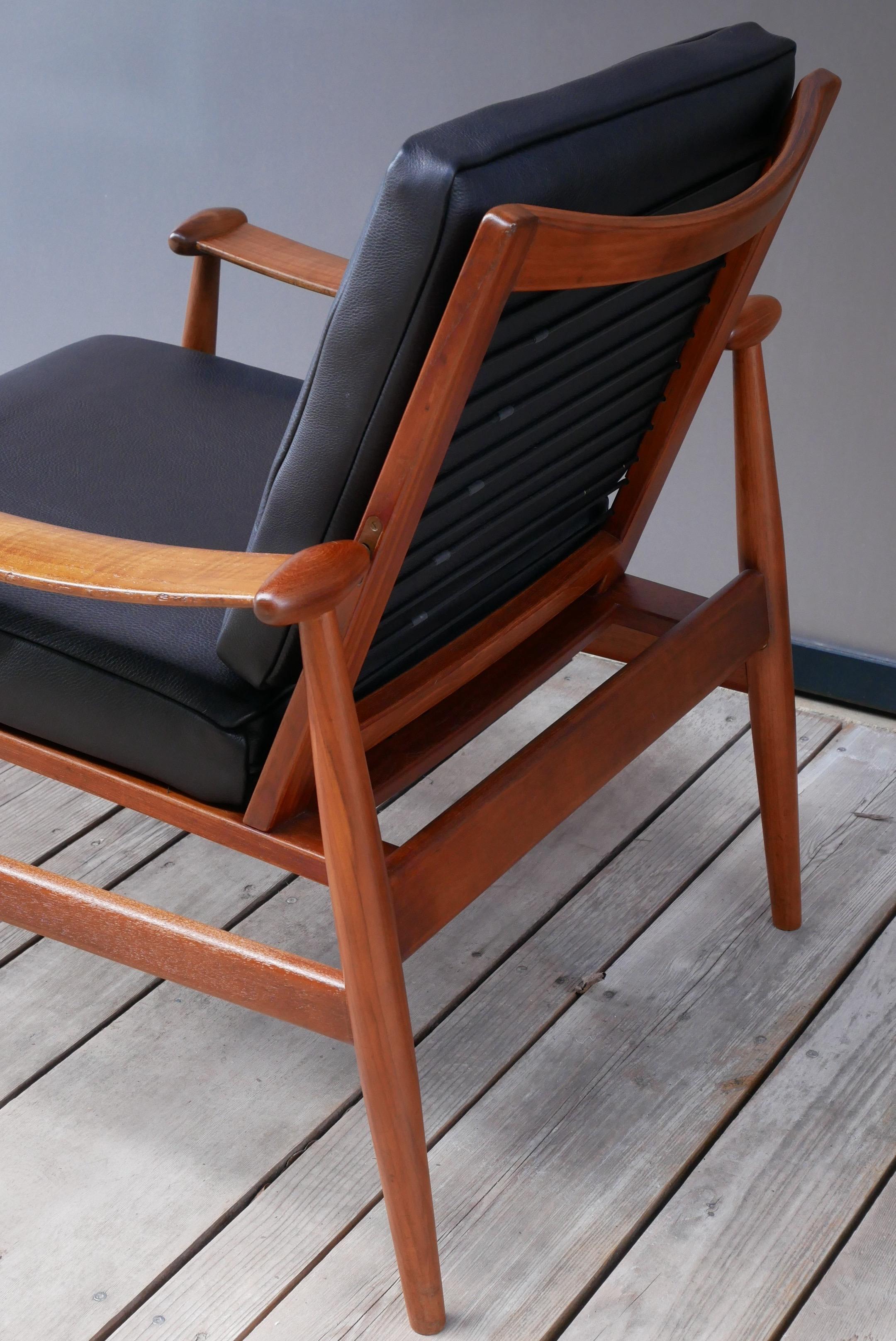 Mid-20th Century Mid-Century FD 133 ‘Spade’ Lounge by Finn Juhl for France & Daverkosen For Sale