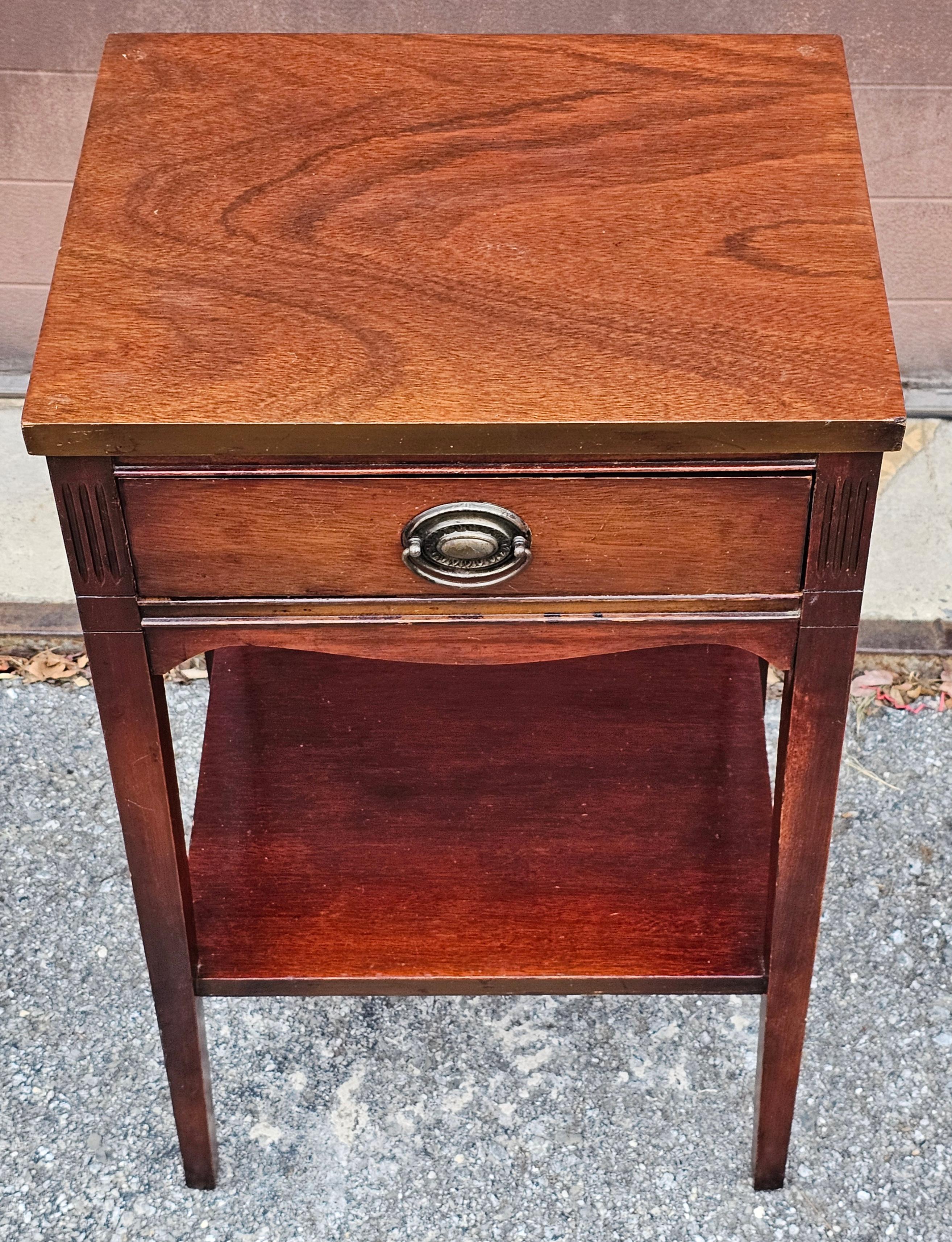 Mid Century Federal Style Mahogany Tiered Bedside Table For Sale 6