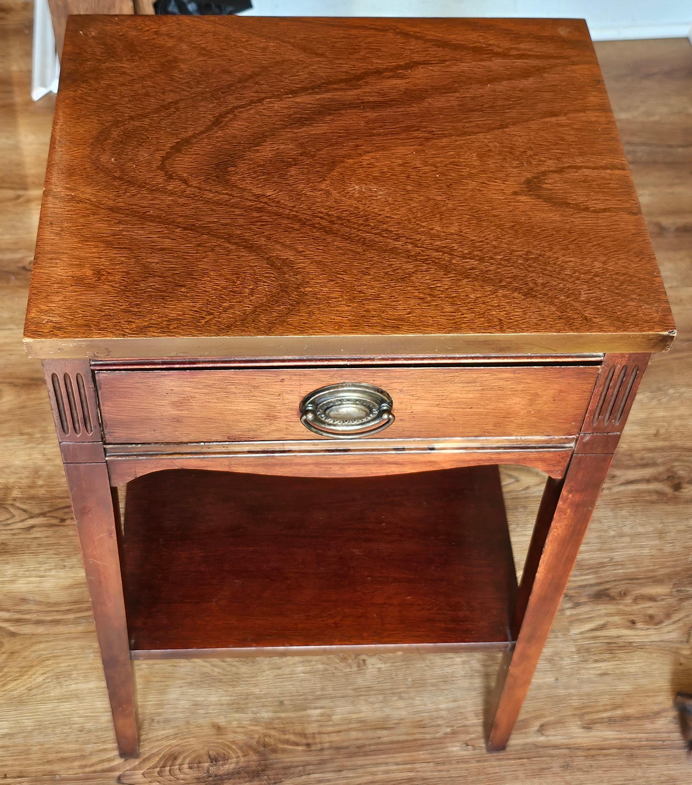 Mid Century Federal Style Mahogany Tiered Bedside Table In Good Condition For Sale In Germantown, MD