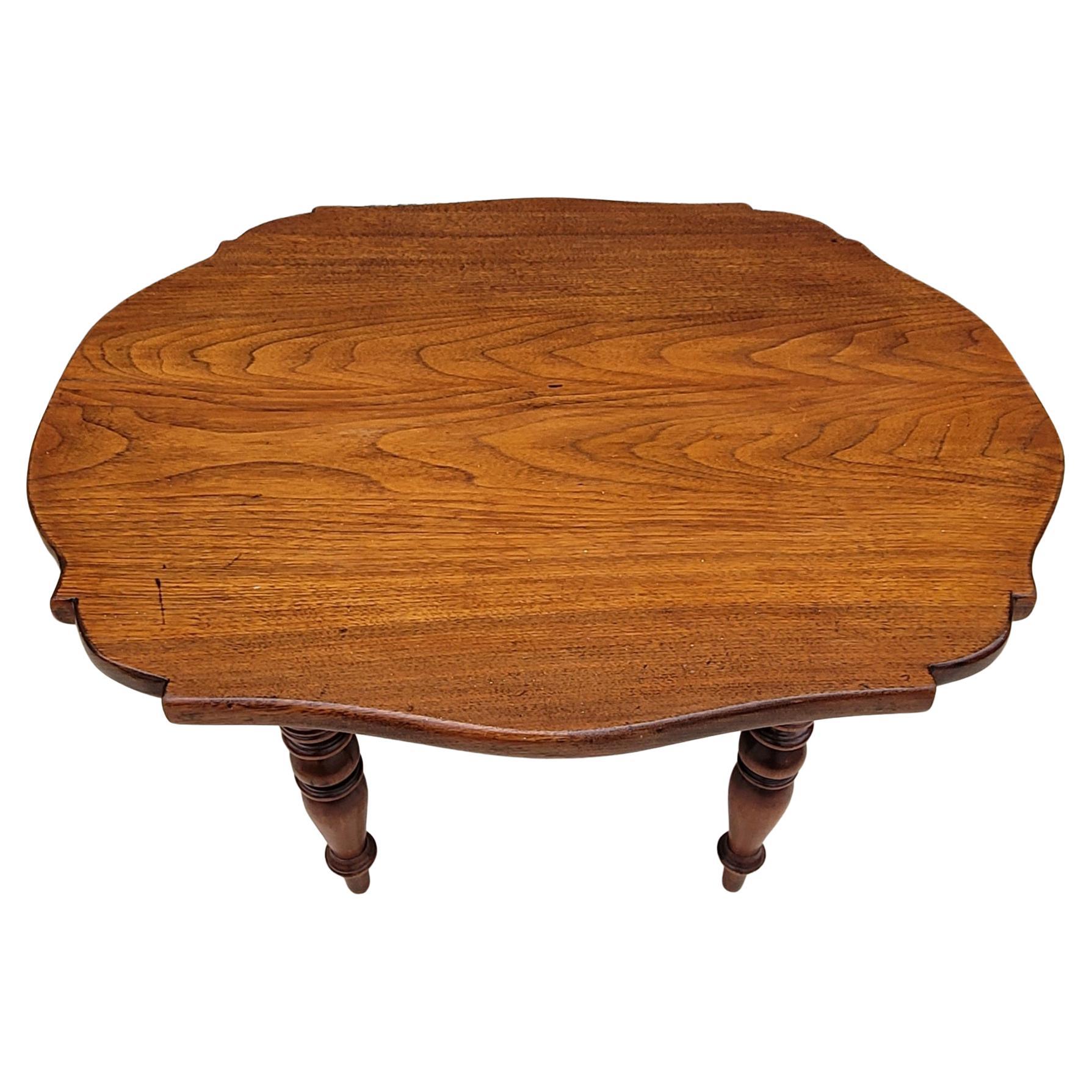 American Mid-Century Federal Turned Legs Mahogany Low Side Table Tea Table For Sale