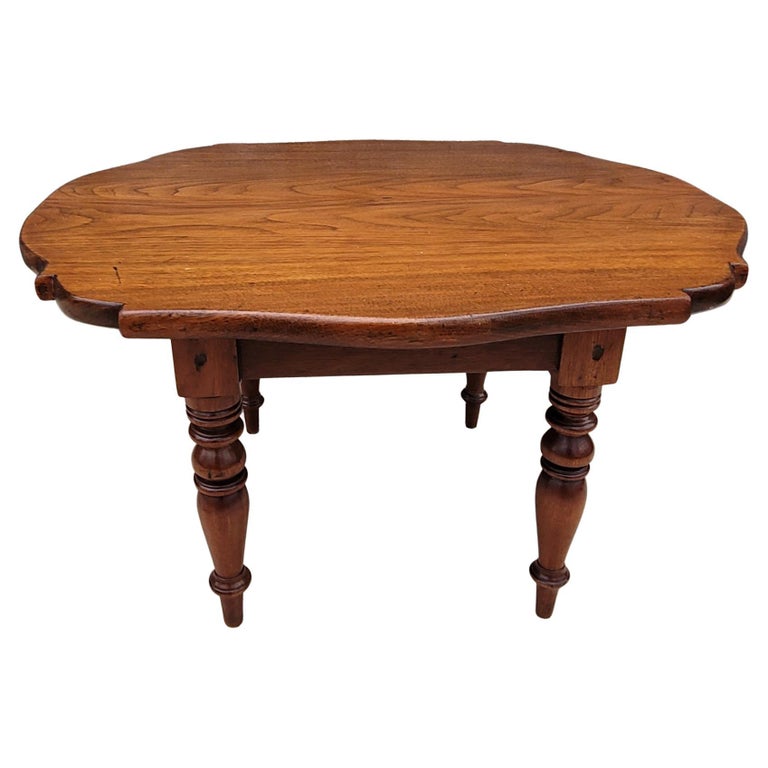 MidCentury Federal Turned Legs Mahogany Low Side Table Tea Table For