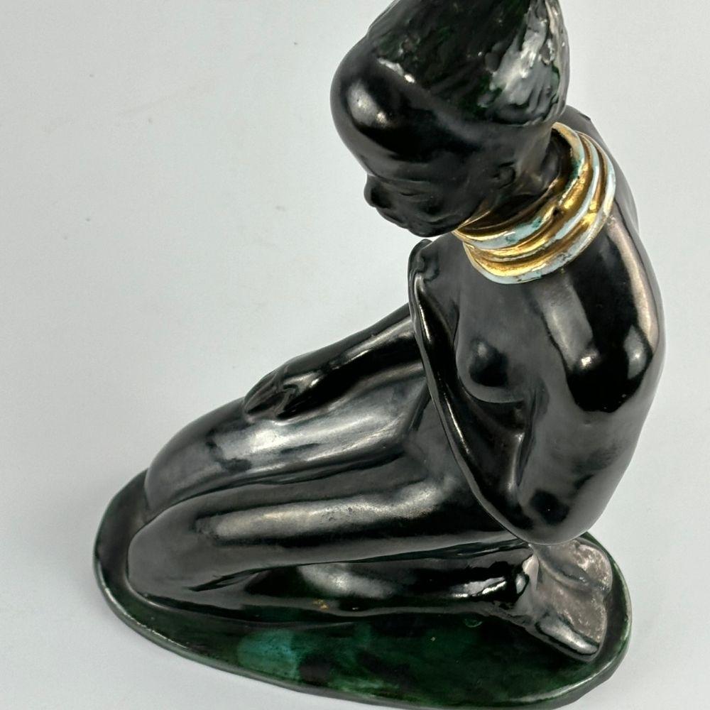 Mid-century female sculpture with silk black, turquoise, gold shade by Izsépy For Sale 1