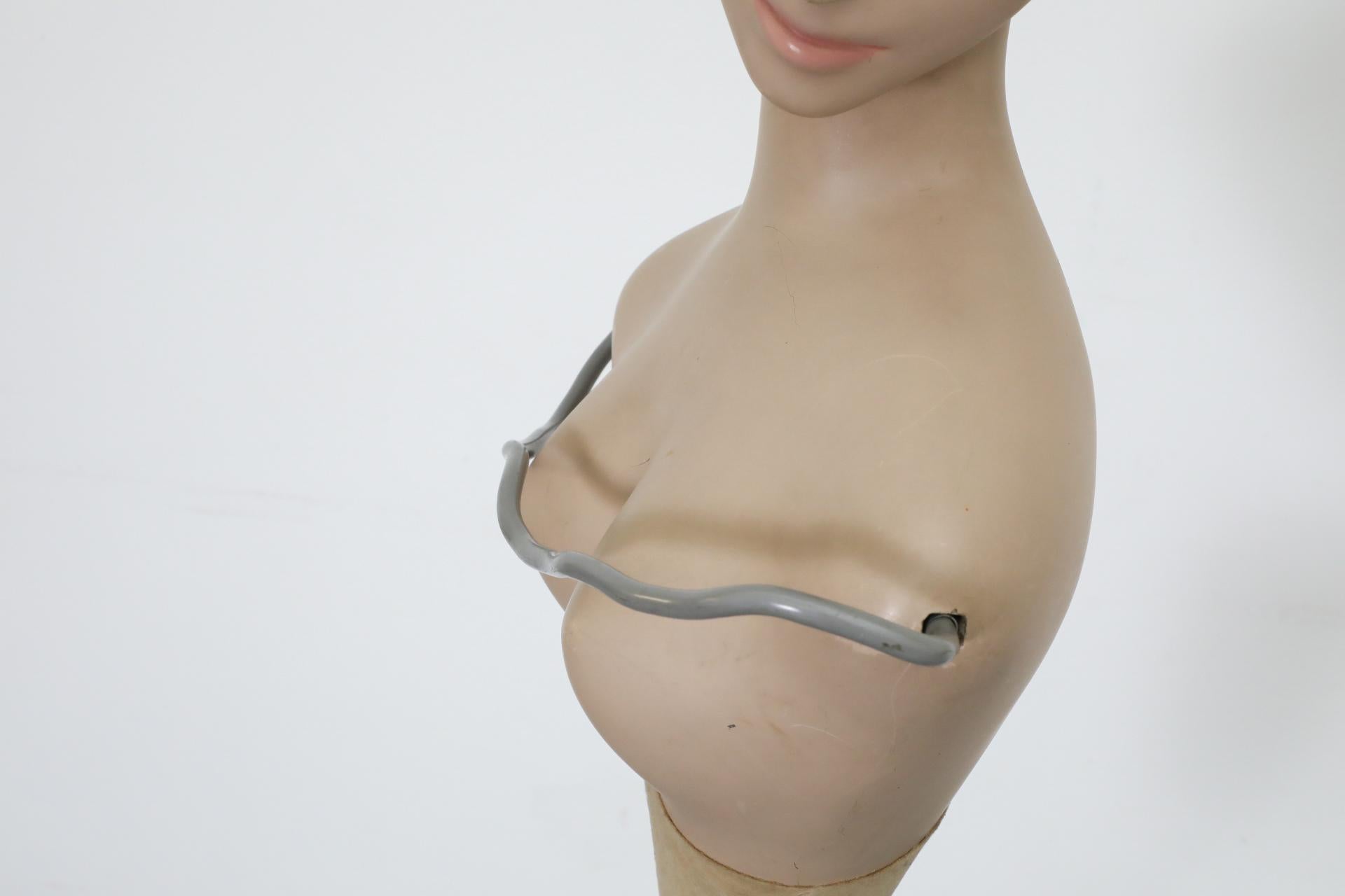 Manichino femminile di metà secolo di Vitra in vendita 6