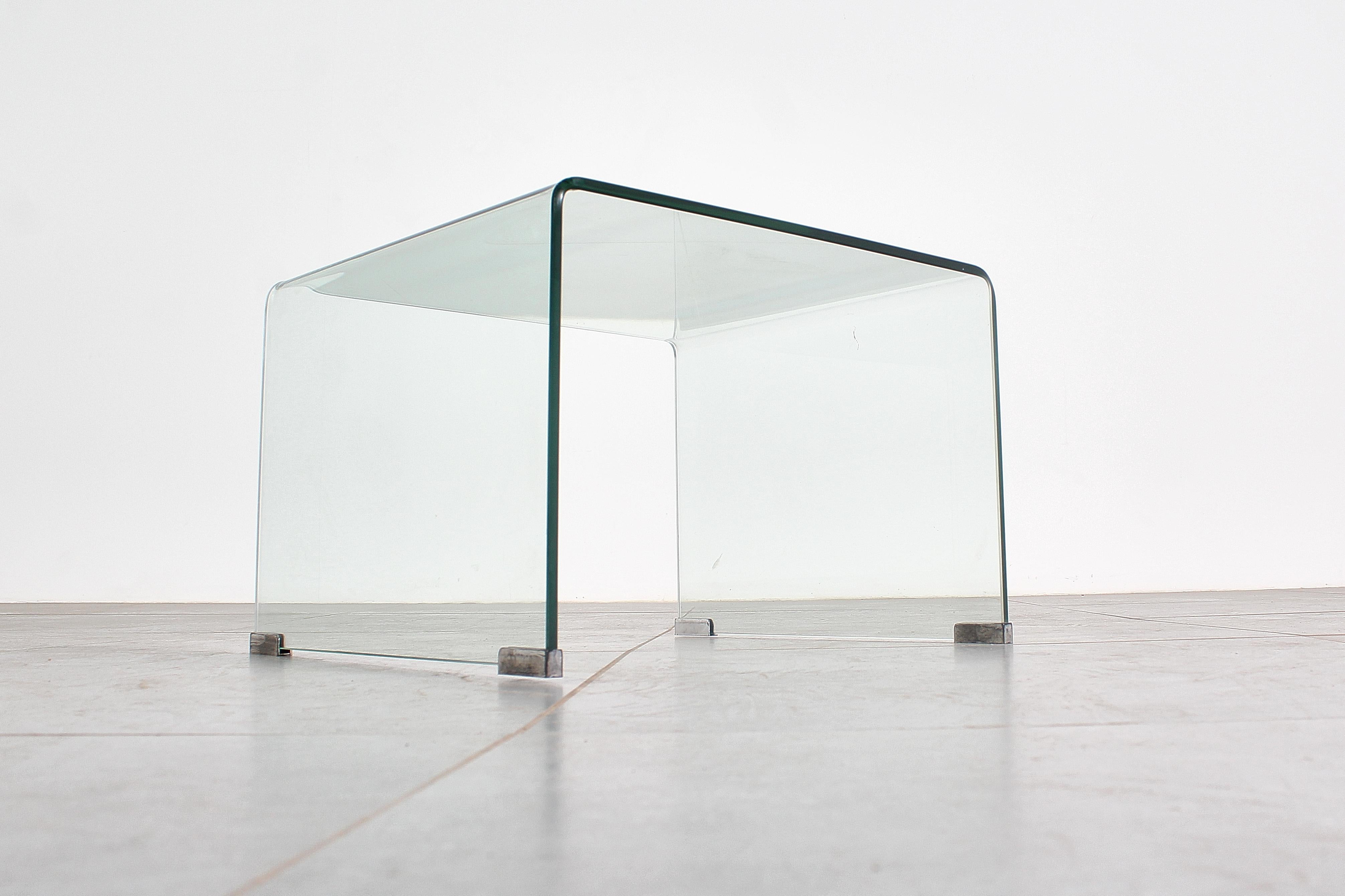 Table basse en verre bombé style FIAM Italie années 70 en vente 4