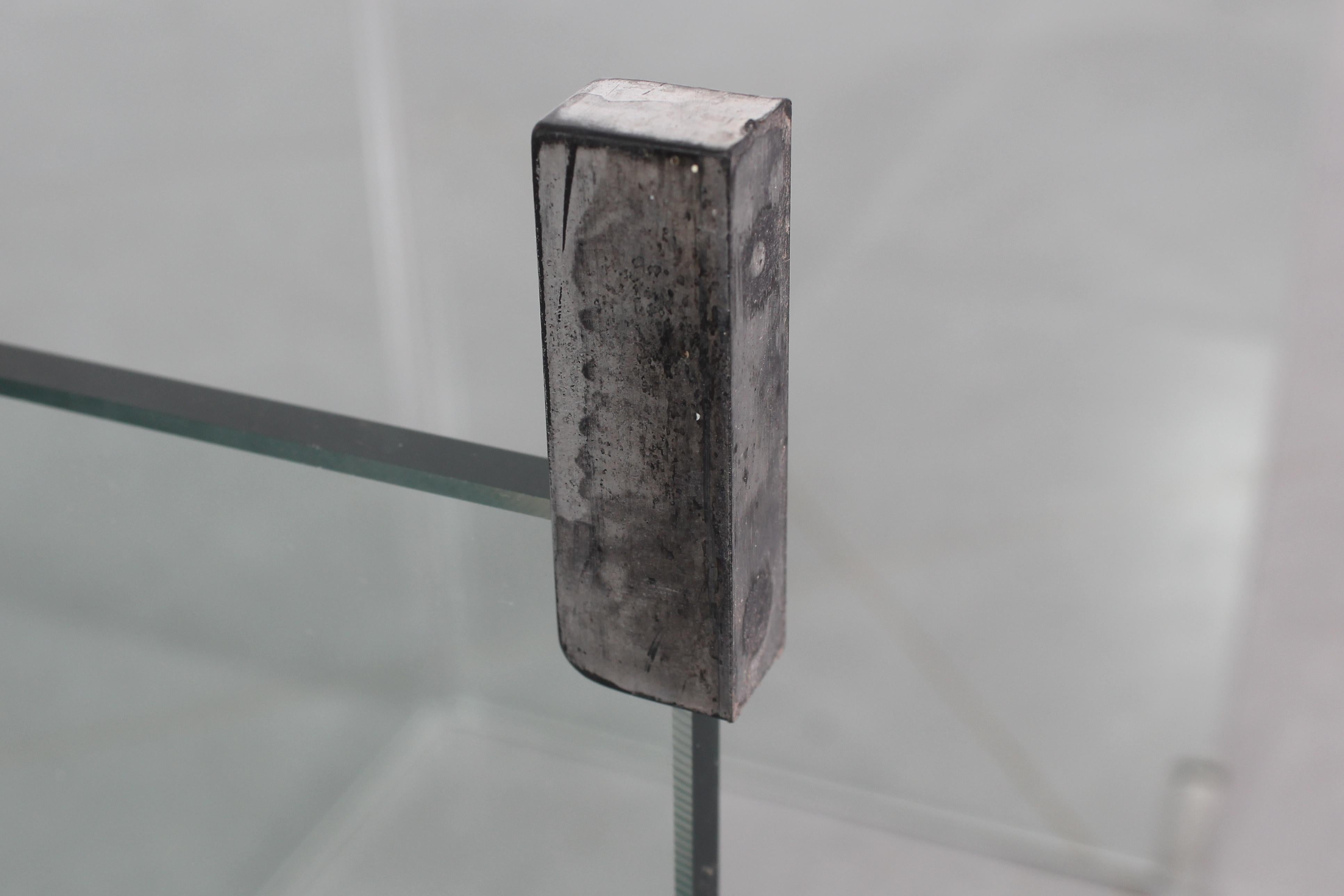 Table basse en verre bombé style FIAM Italie années 70 en vente 9