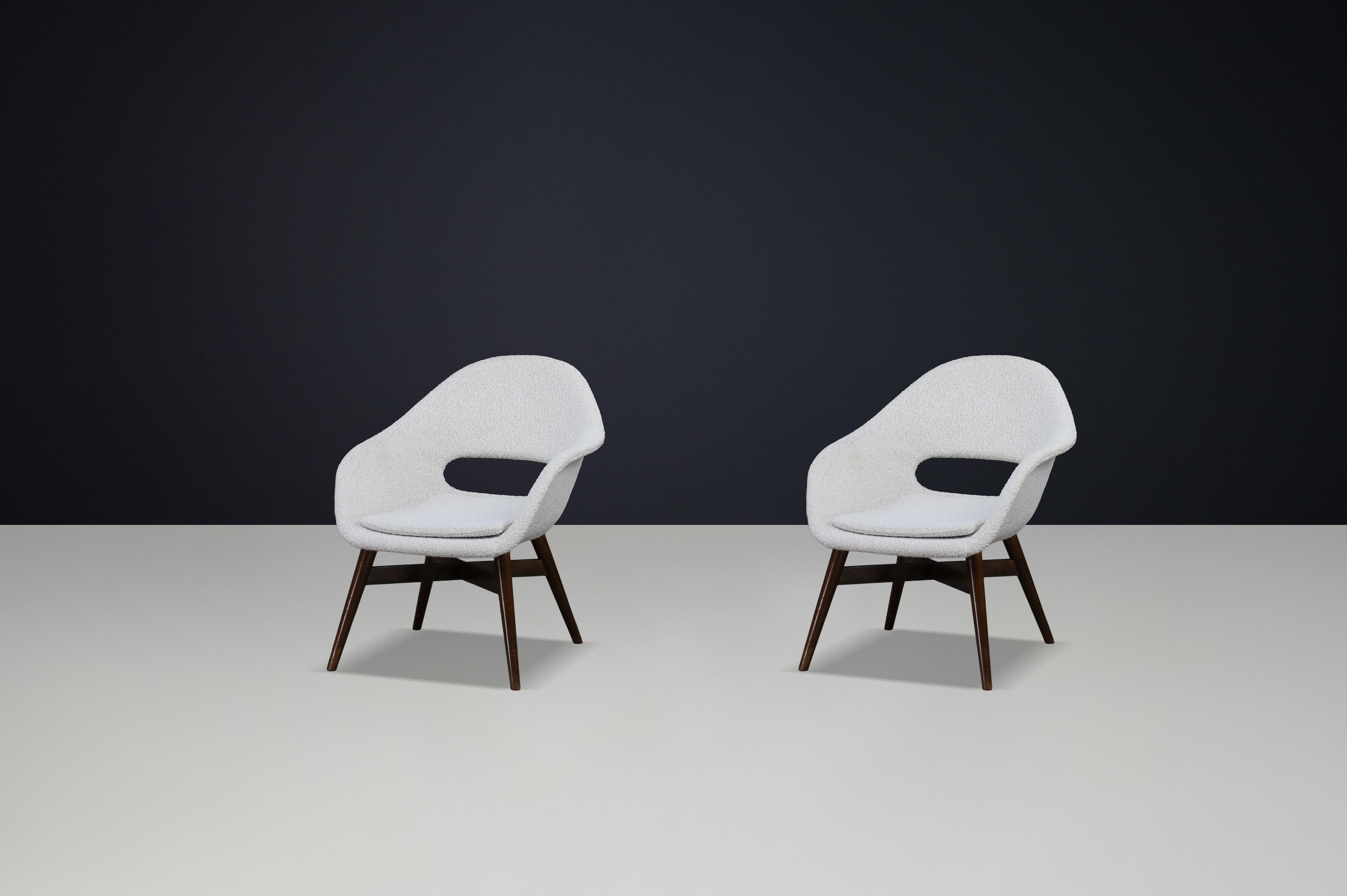 Mid-Century Modern Mid-Century Fiberglass Easy Chairs by Miroslav Navrátil, Czechoslovakia 1960s en vente