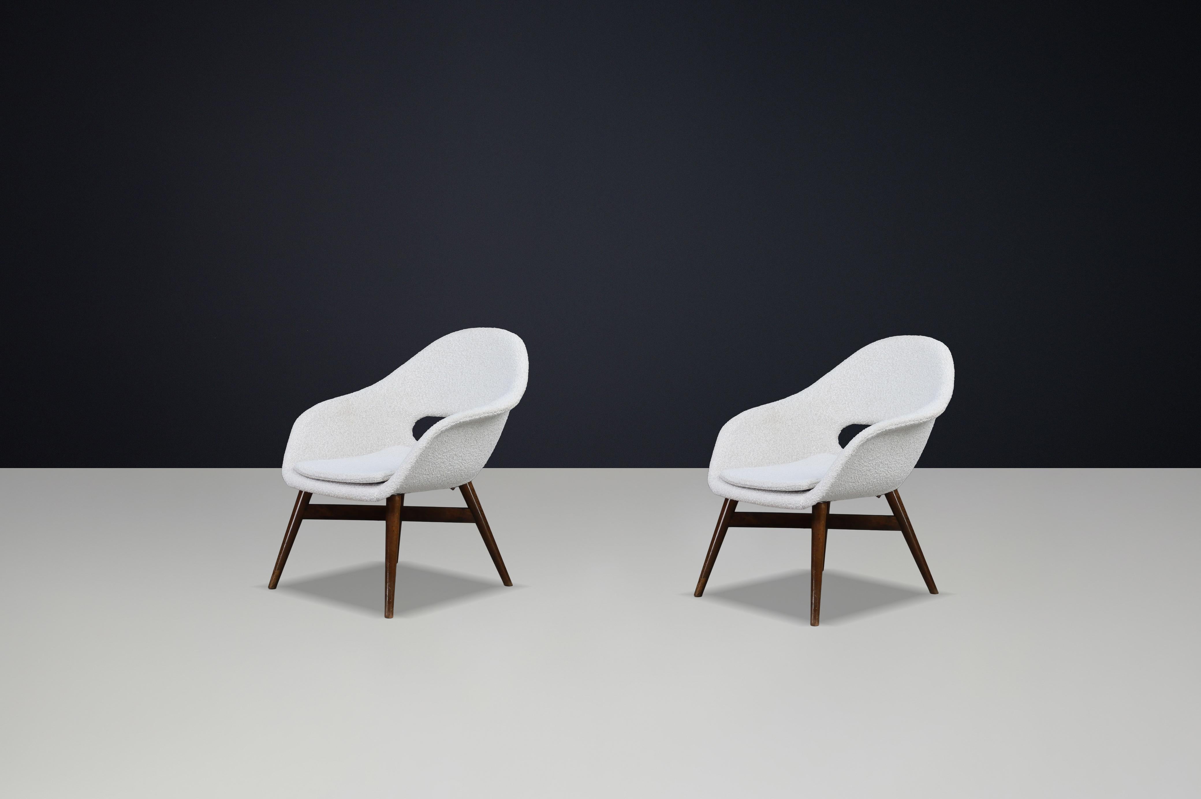 Mid-Century Fiberglass Easy Chairs by Miroslav Navrátil, Czechoslovakia 1960s en vente 2