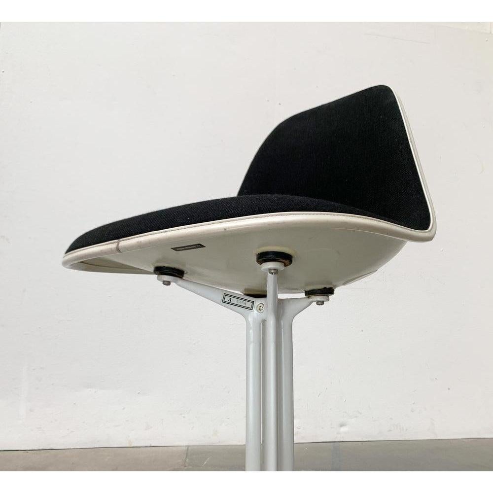 20th Century Mid-Century Fiberglass Side Chair with La Fonda Base by Charles & Ray, 1960s For Sale