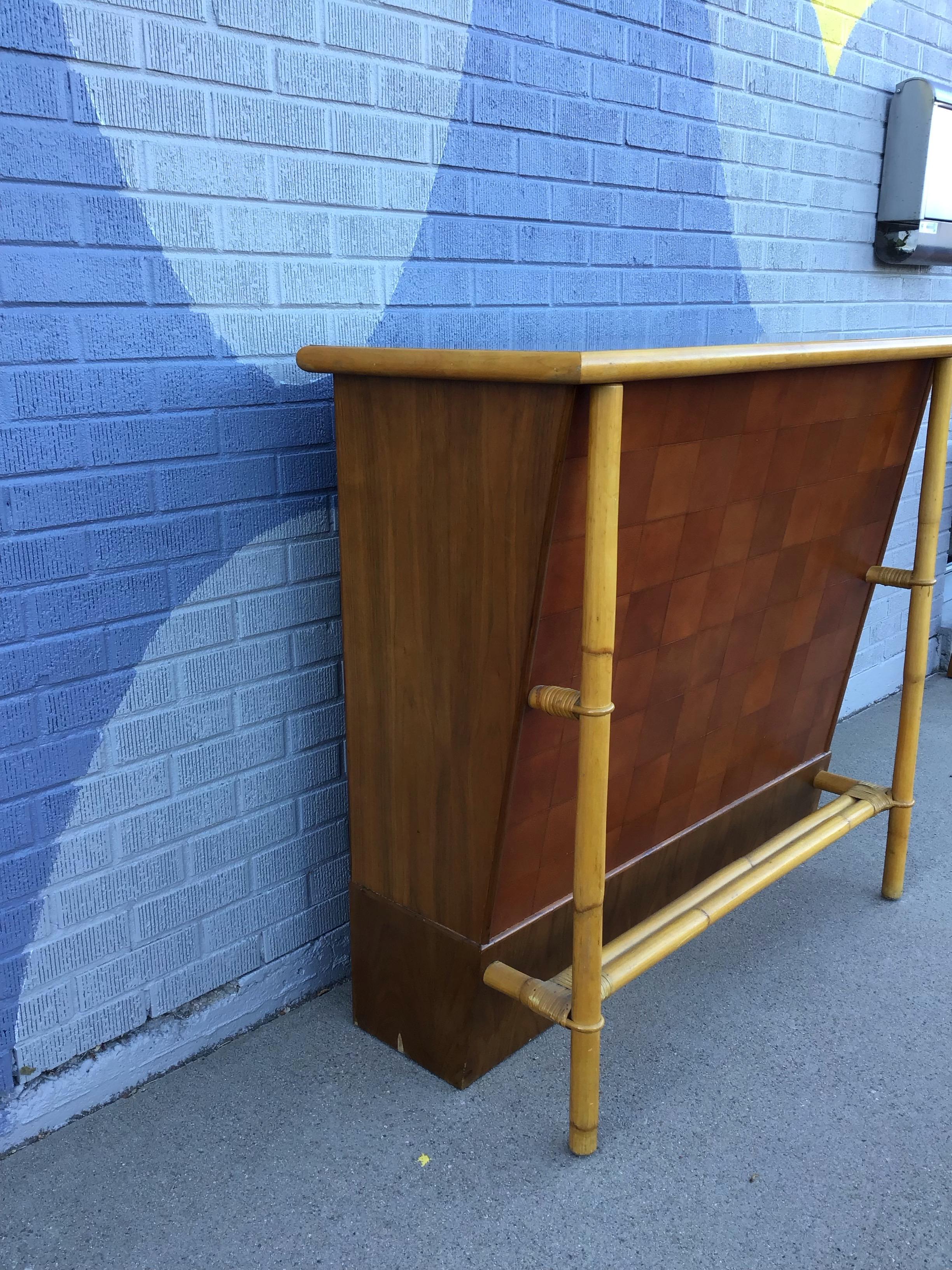 Set di sgabelli e bar Ficks Reed Dry di metà secolo in vendita 6