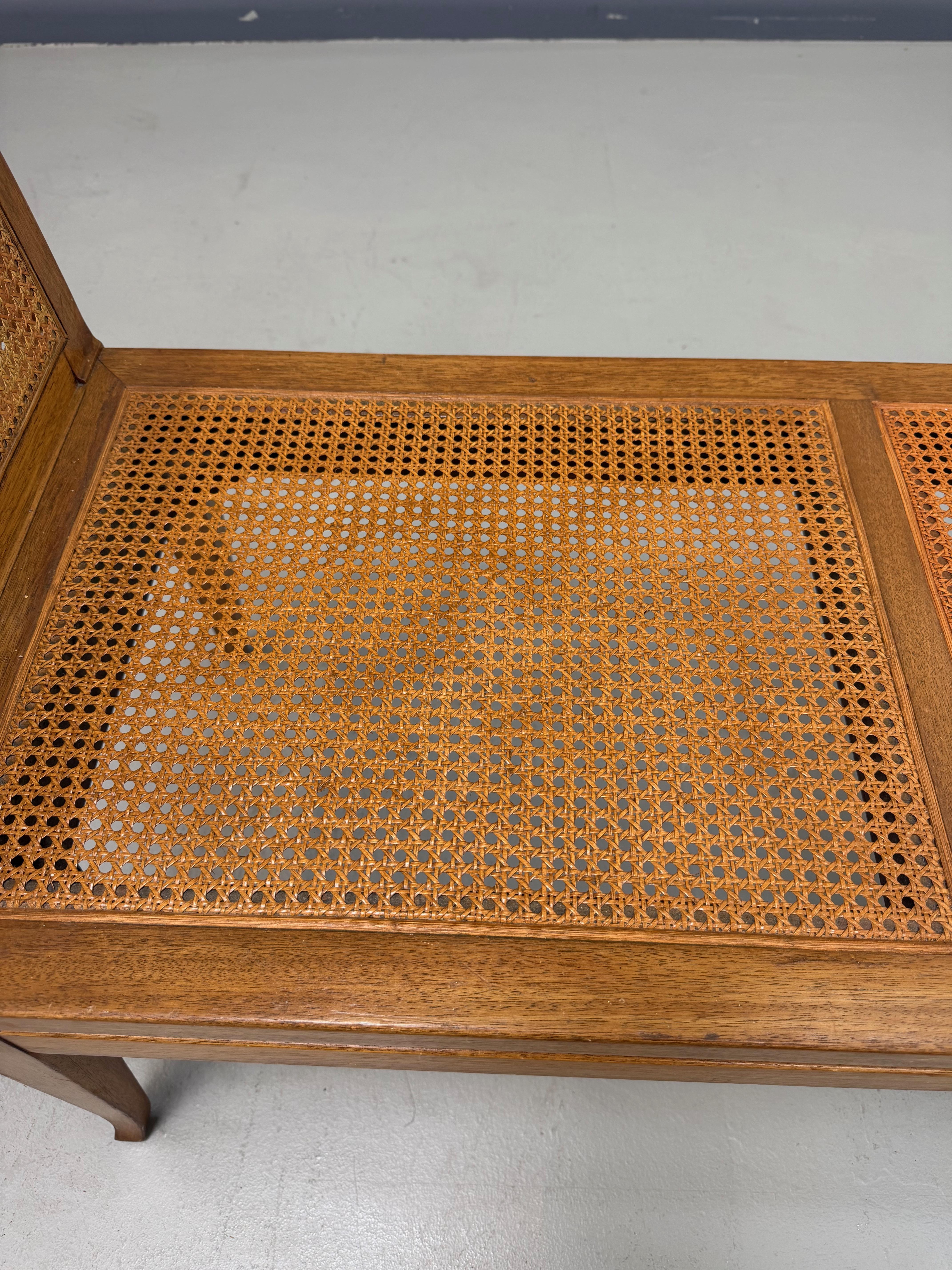 Mid-Century Fine Arts Furniture Cane Bench in Blond Mahogany For Sale 2