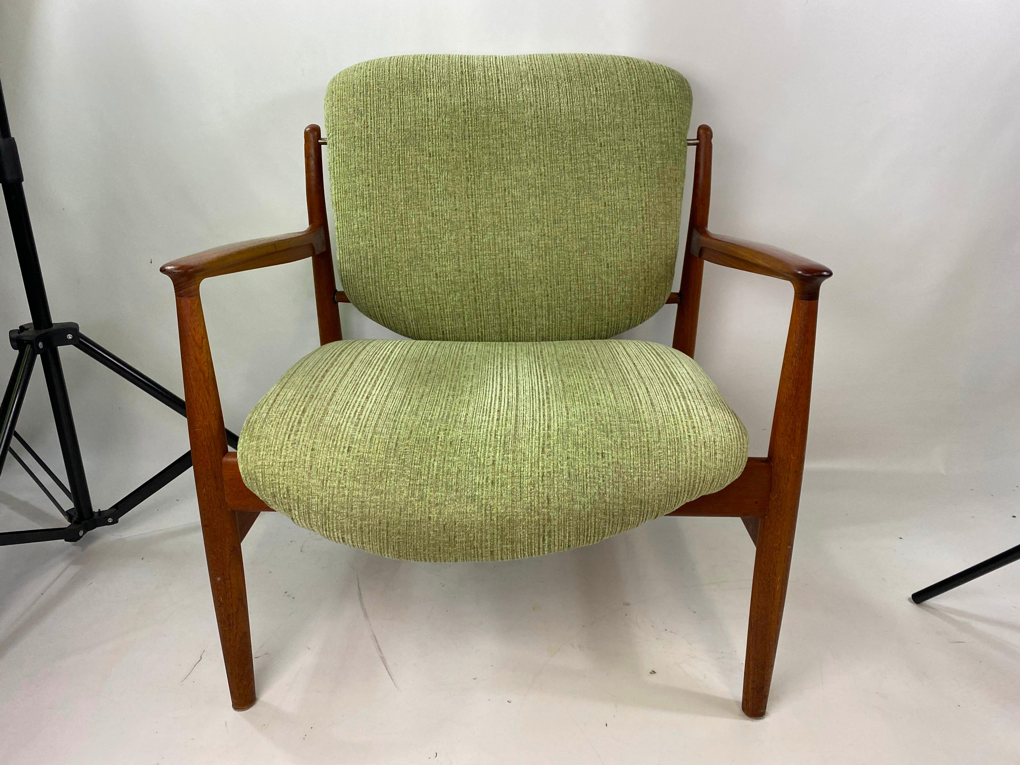 Lounge chair model number FD 136 designed by Finn Juhl for France & Son, Denmark. It's in great original condition with brand-new foam and upholstery