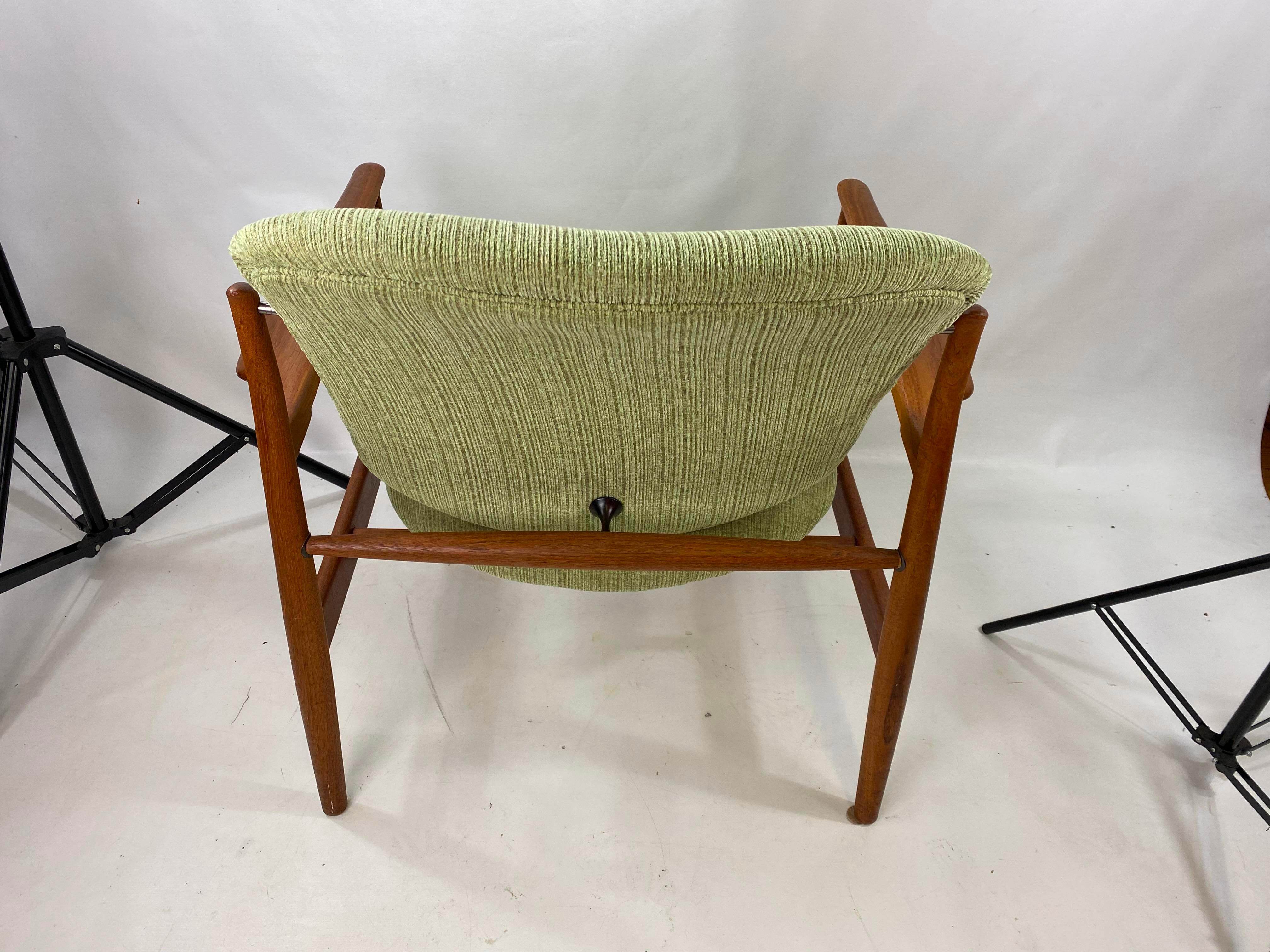 Danish Midcentury Finn Juhl Lounge Chair Model FD 136 in Teak