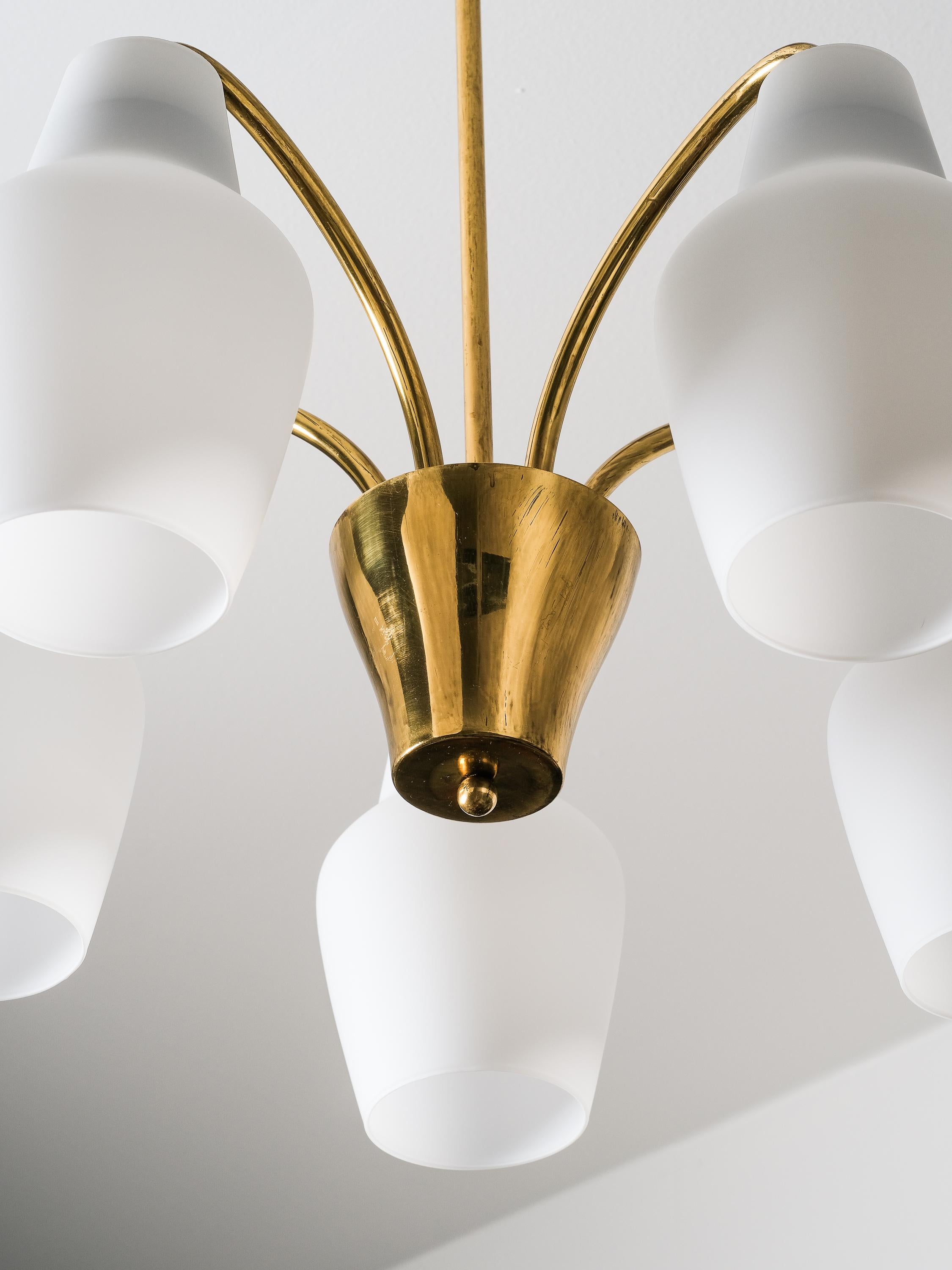 Mid-20th Century Mid-Century Finnish Chandelier in Brass and Glass, 1950s For Sale