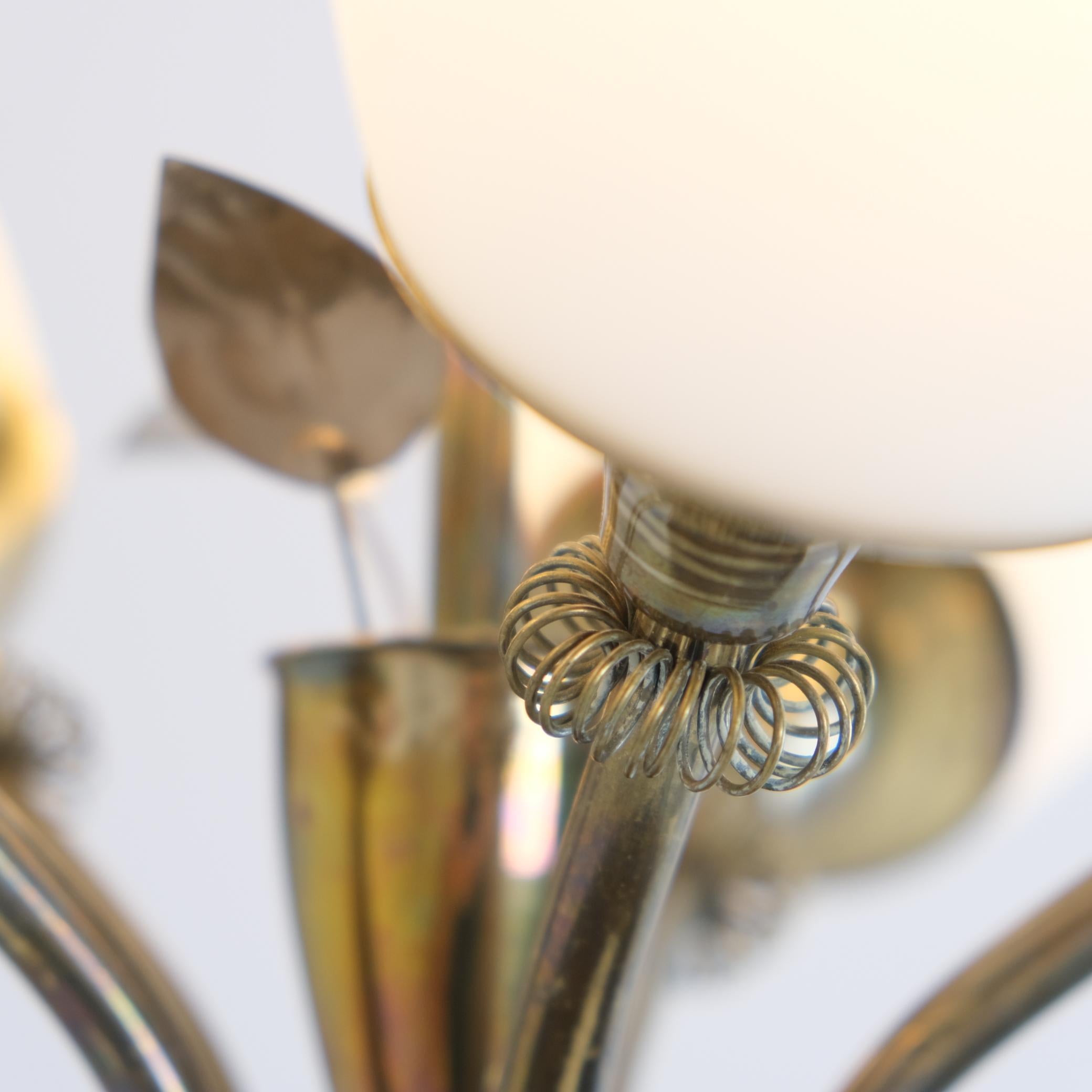 Lampada di design finlandese di metà secolo Model 62-102/5, ottone e vetro, Stockmann, anni '50 in vendita 3