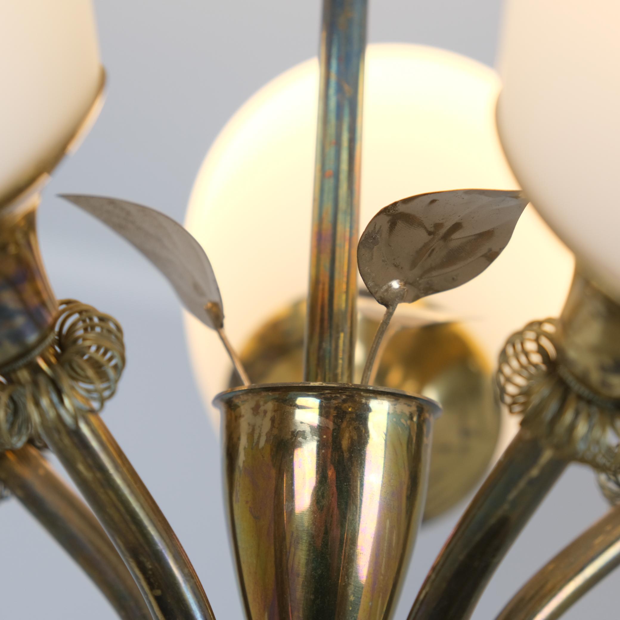 Lampada di design finlandese di metà secolo Model 62-102/5, ottone e vetro, Stockmann, anni '50 In condizioni buone in vendita a Helsinki, FI
