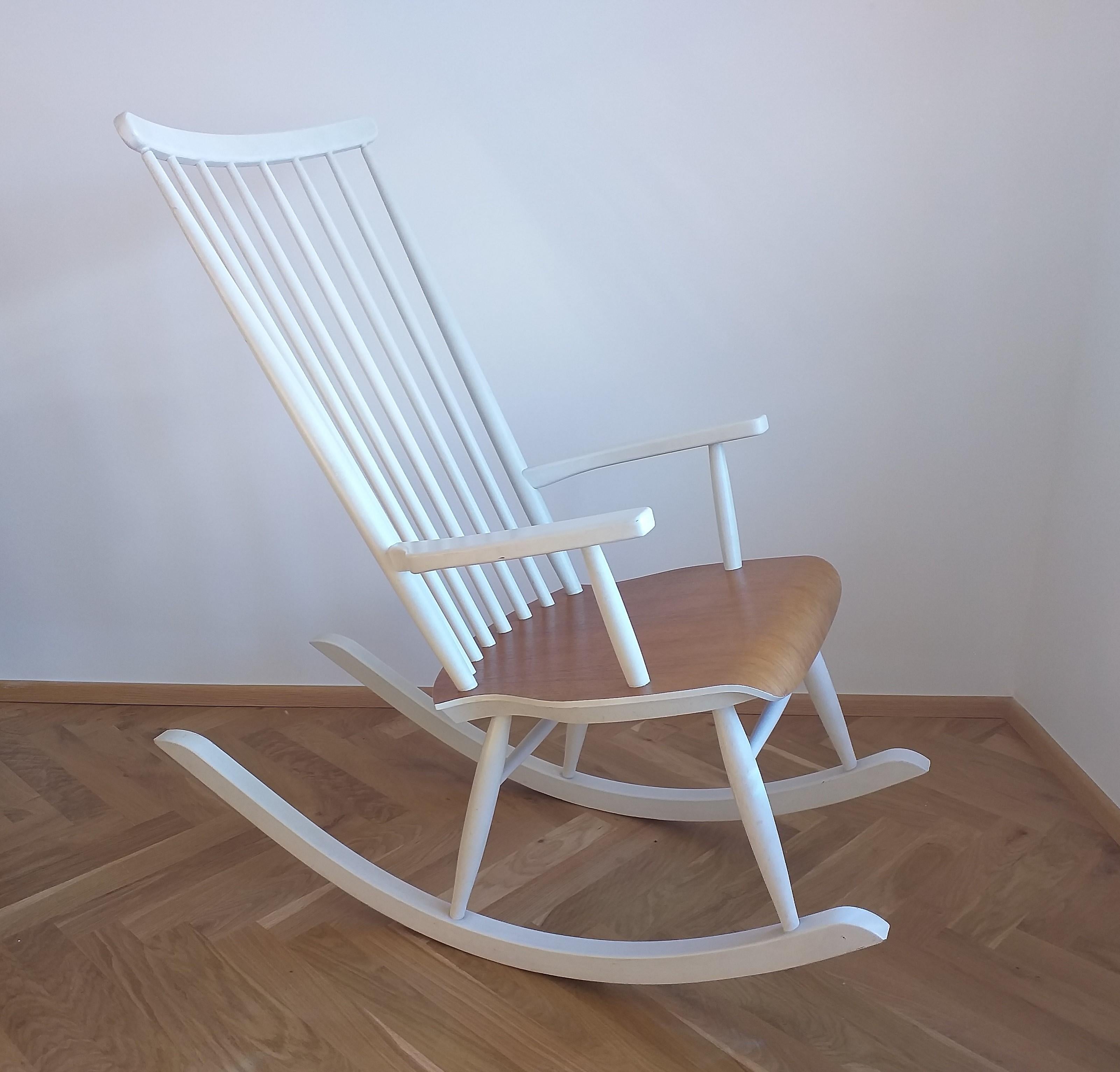 Wood Midcentury Finnish Rocking Chair by Varjosen Puunjalostus for Uusikylä, 1960s