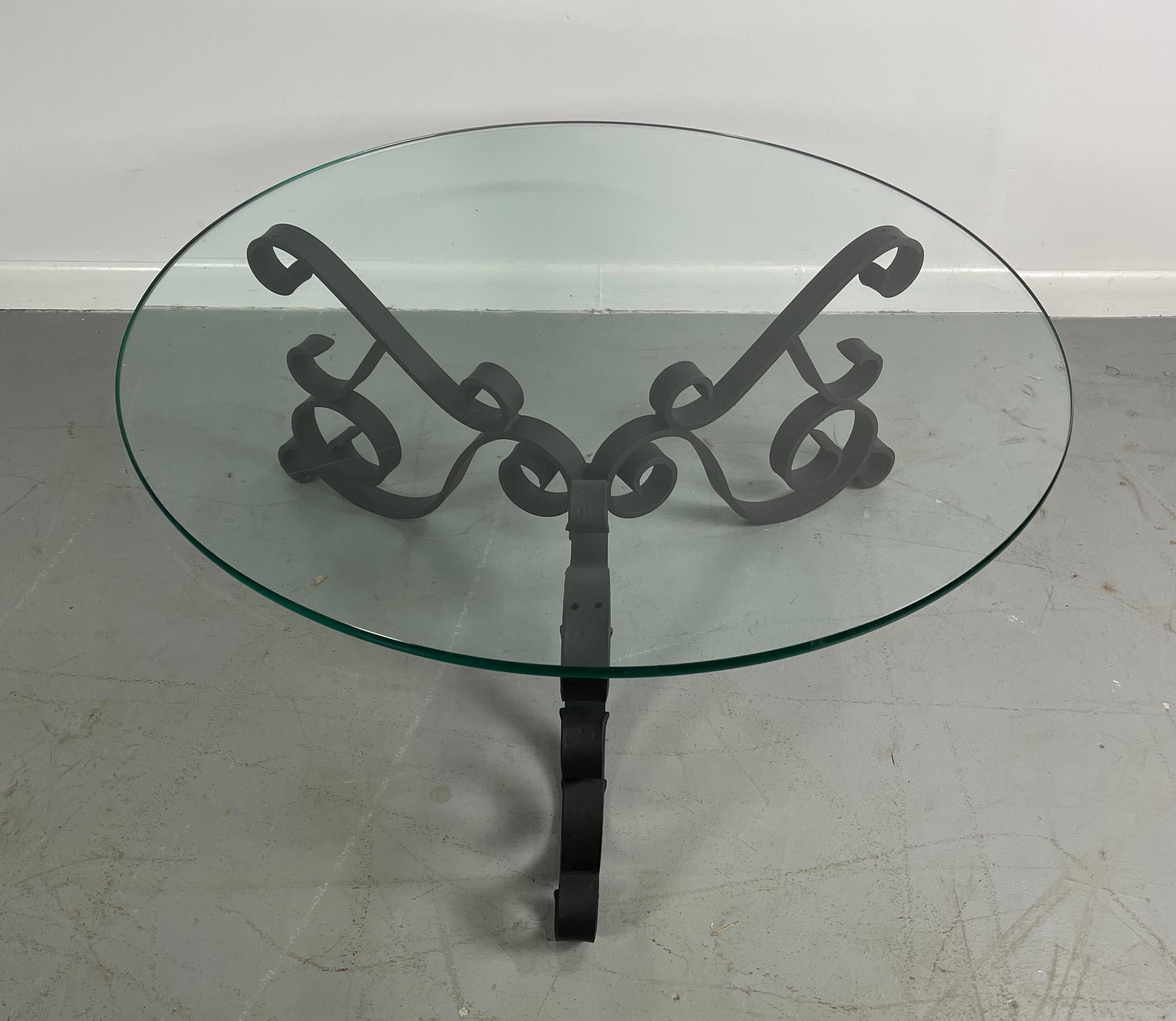 Mid Century Flamboyant French Iron Round Scroll Cocktail or Coffee Table 1