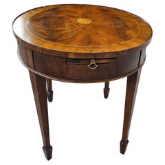 Ovaler Gueridon-Tisch aus geflammtem Mahagoni aus der Mitte des Jahrhunderts mit Ausziehtablett
